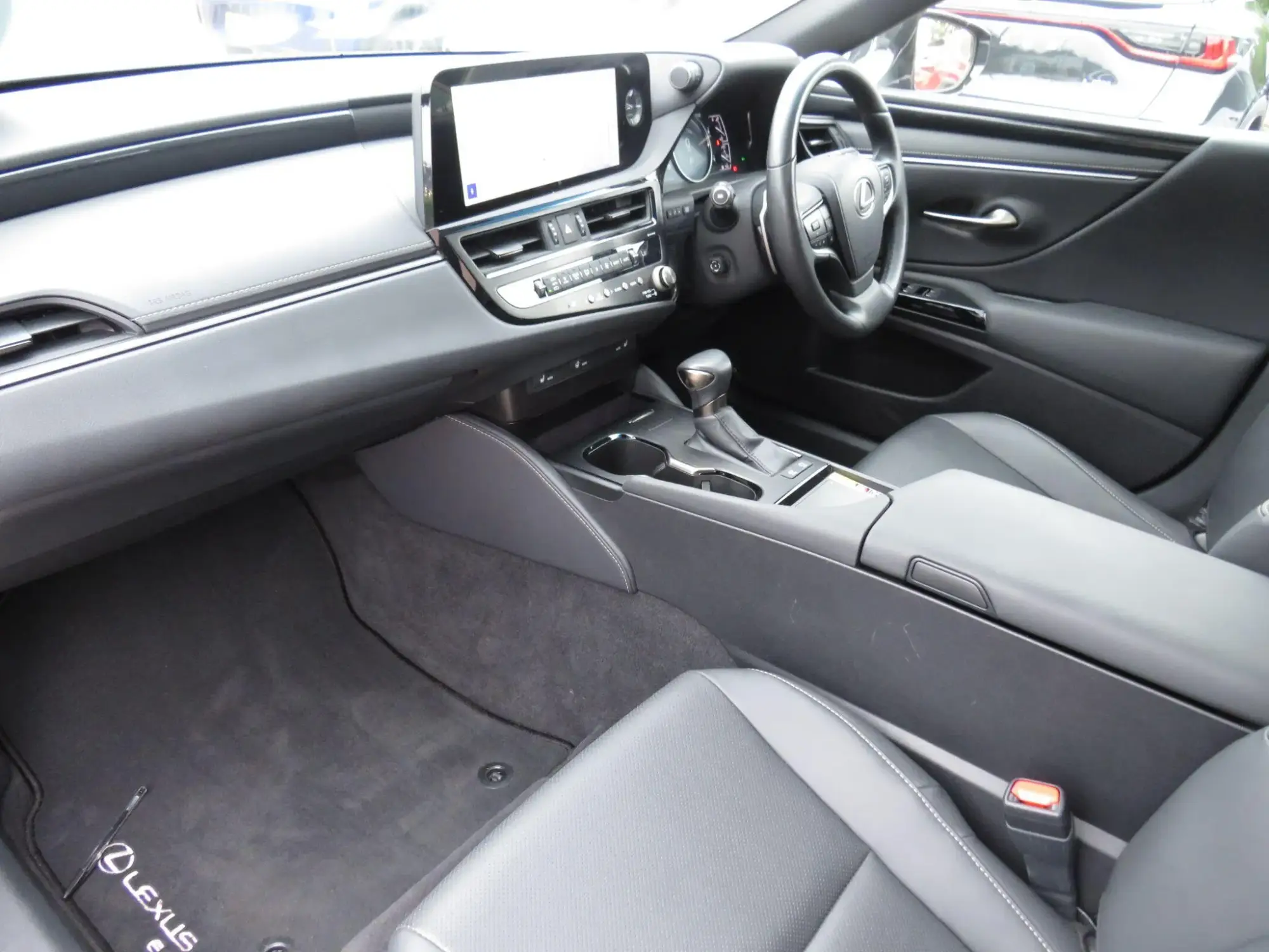 Lexus ES Image 17 Lexus ES Image 17