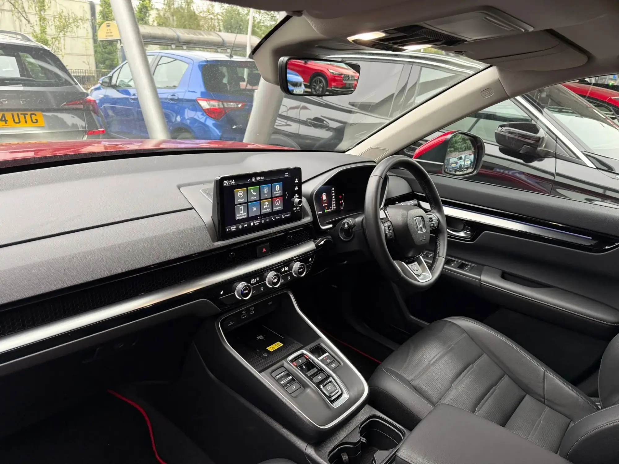 Honda CR-V Hybrid Image 11 Honda CR-V Hybrid Image 11