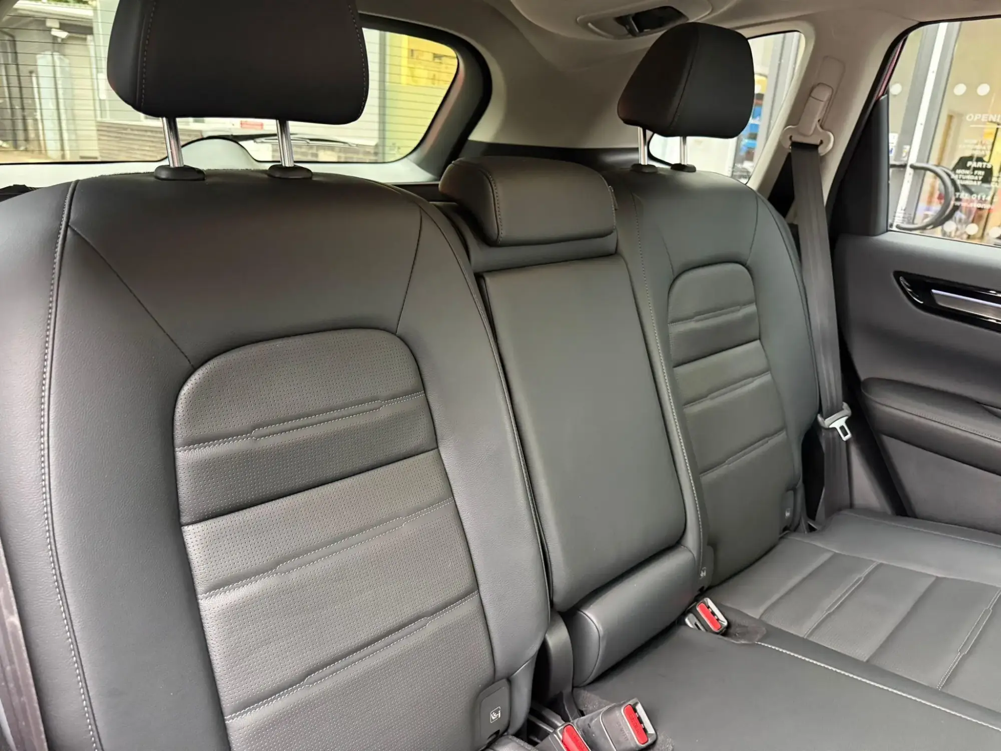 Honda CR-V Hybrid Image 13 Honda CR-V Hybrid Image 13