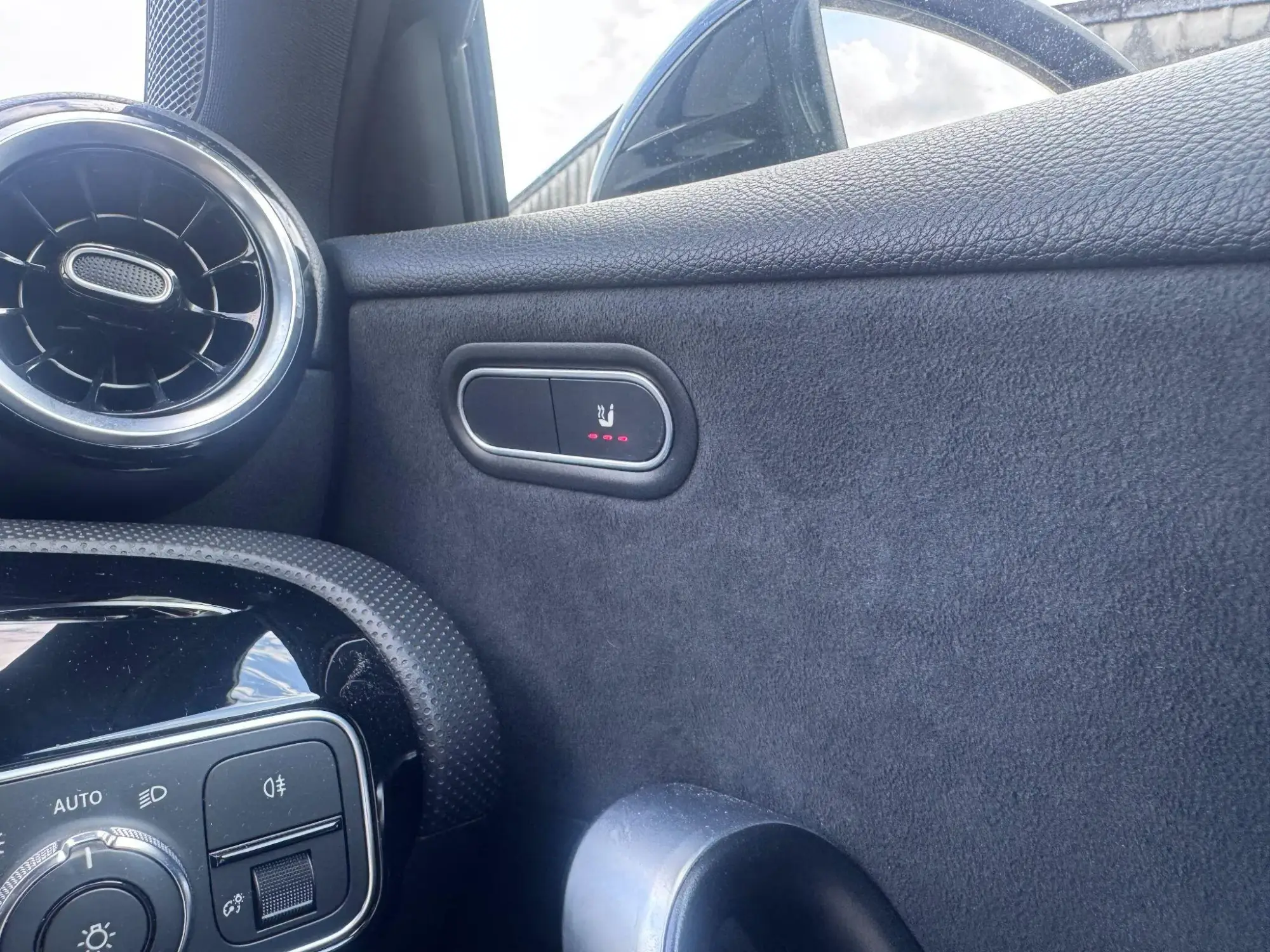 Mercedes-Benz A-Class Image 14