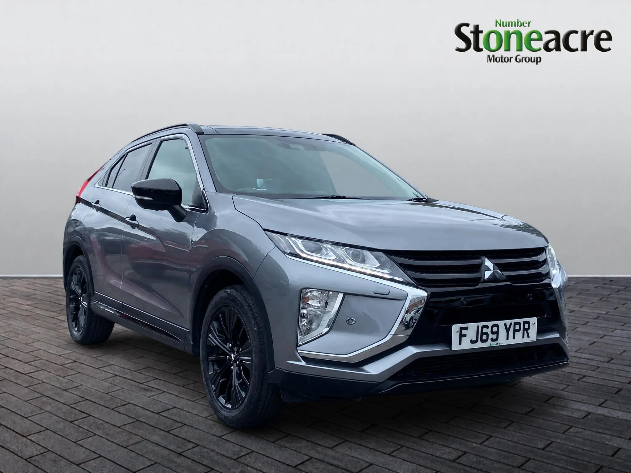 Mitsubishi Eclipse Cross listing photo