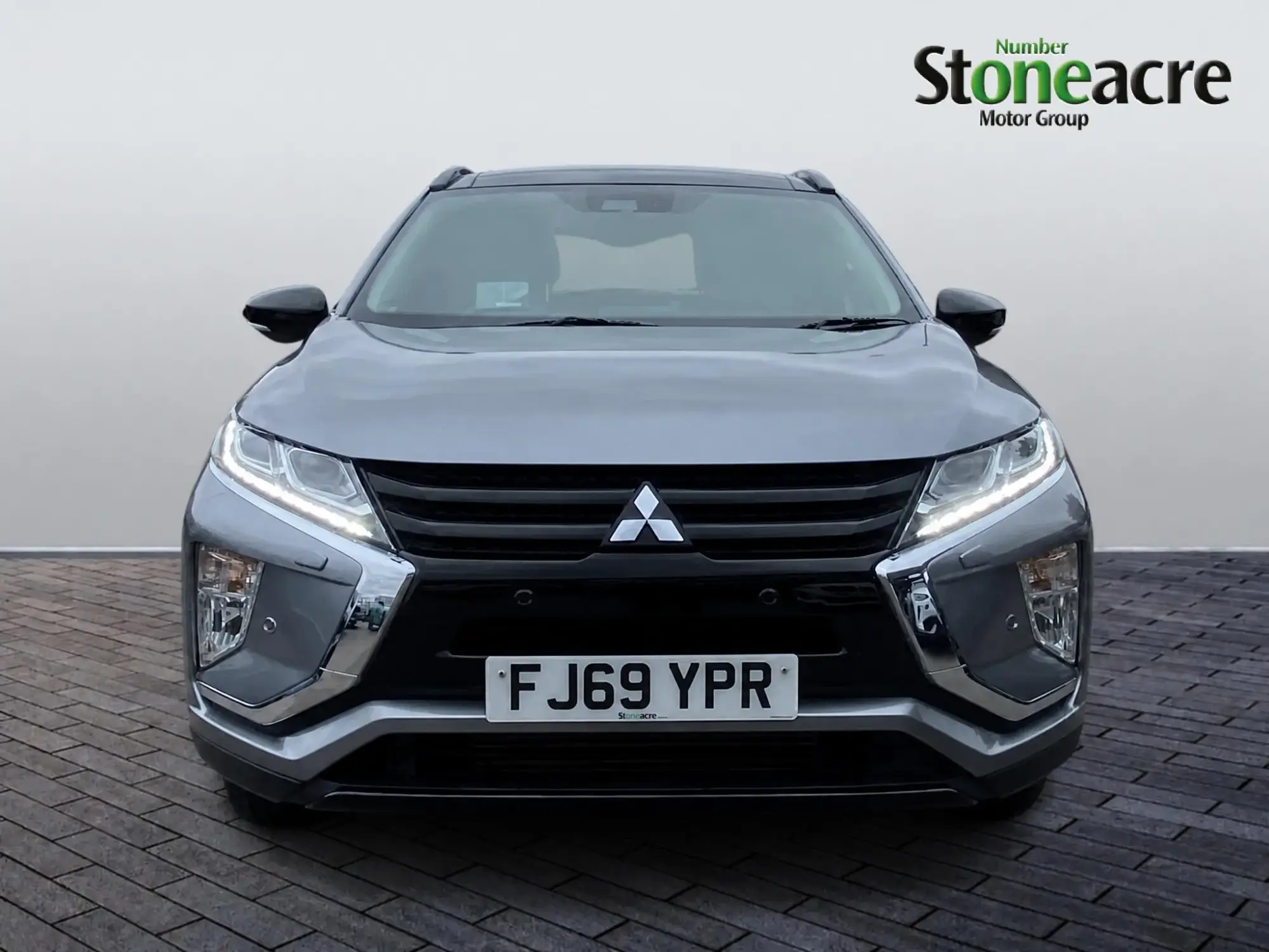 Mitsubishi Eclipse Cross Image 2 Mitsubishi Eclipse Cross Image 2
