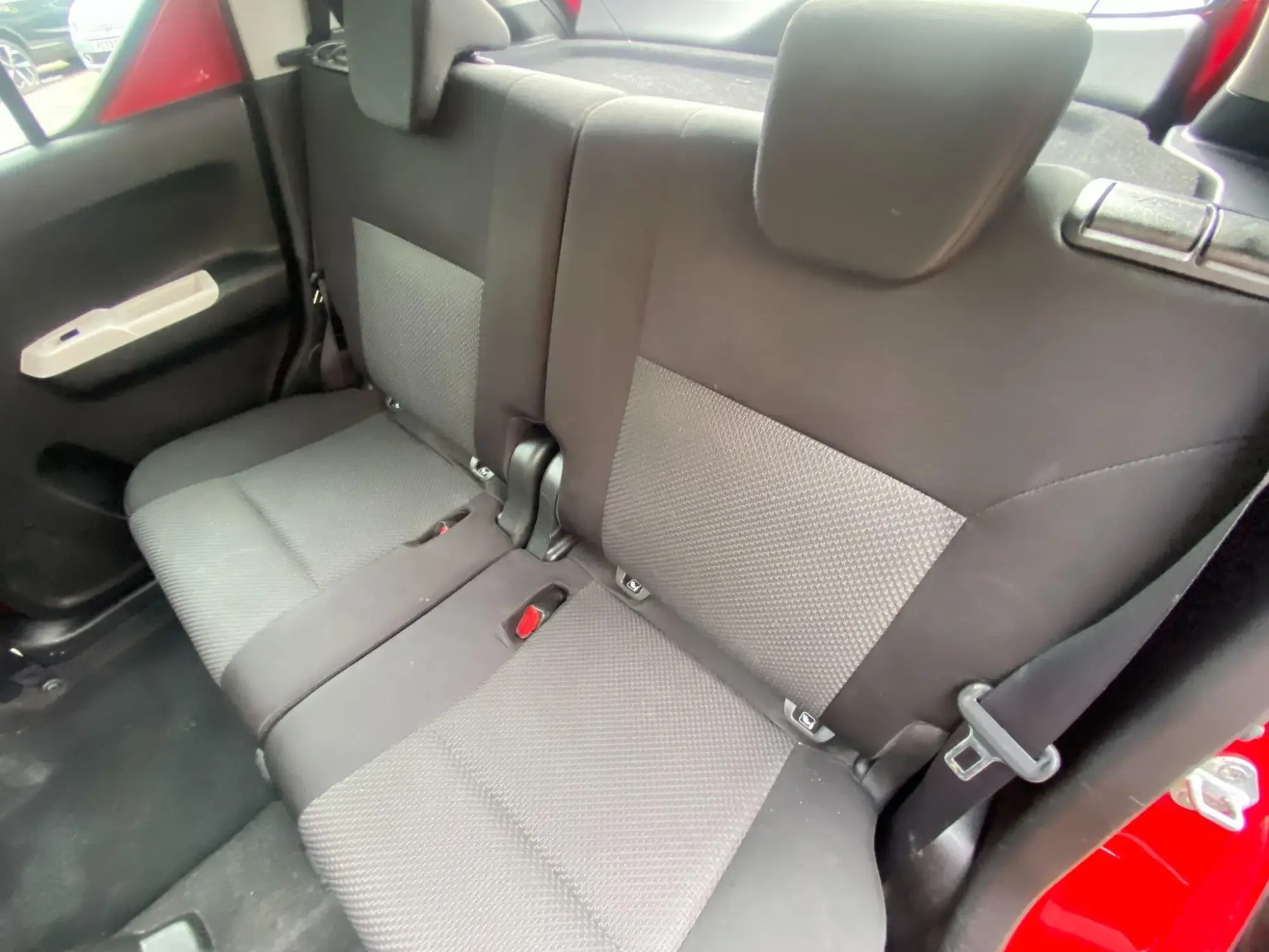 Suzuki Ignis Image 14 Suzuki Ignis Image 14