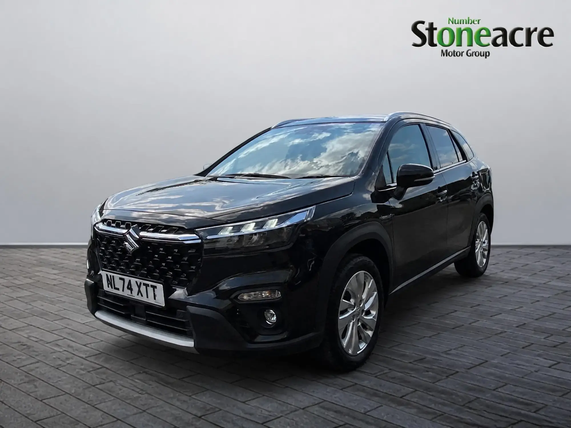 Suzuki S-Cross Hybrid Image 3