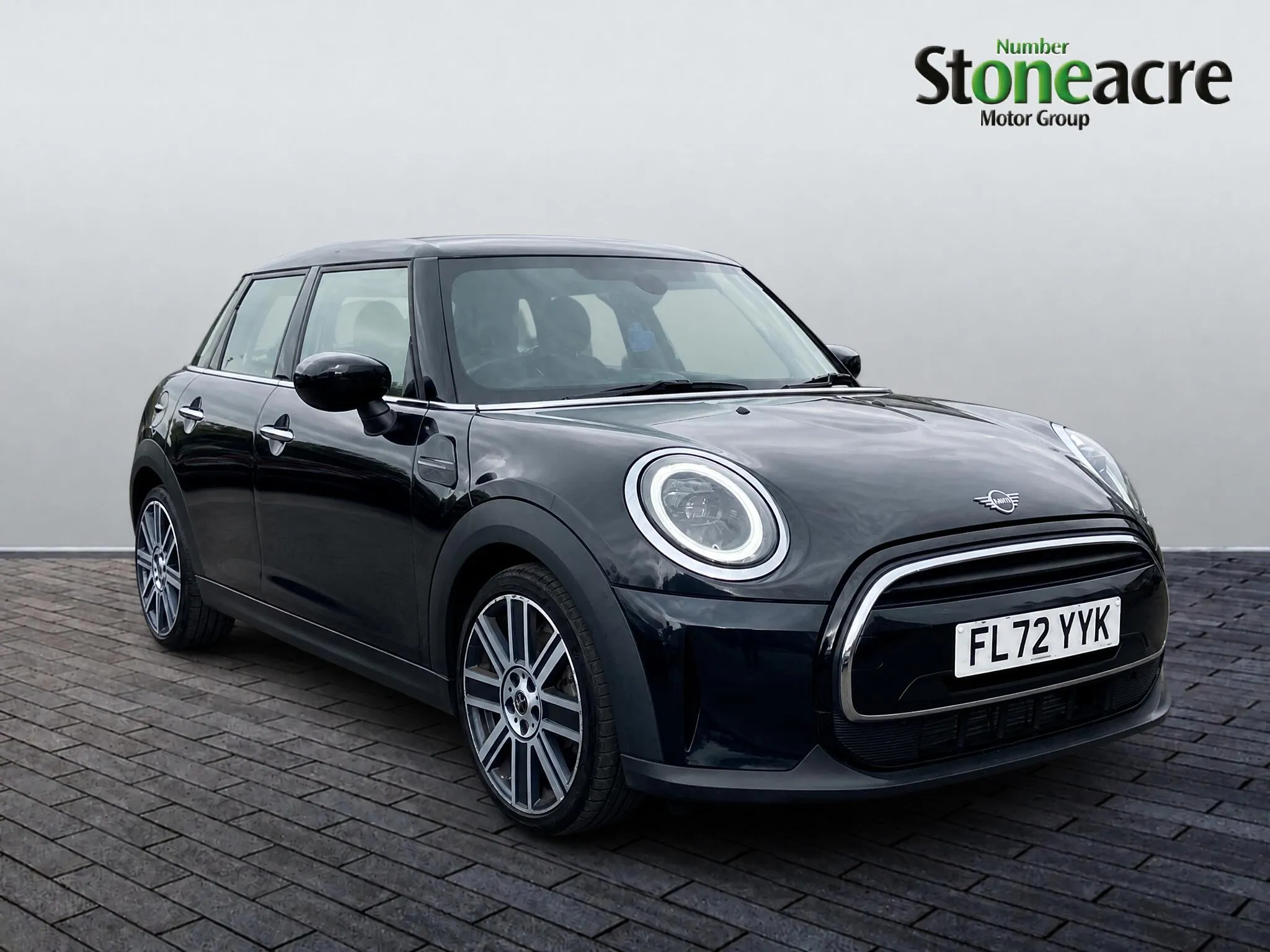 MINI Hatch undefined 1.5 Cooper Exclusive Steptronic Euro 6 (s/s) 5dr
