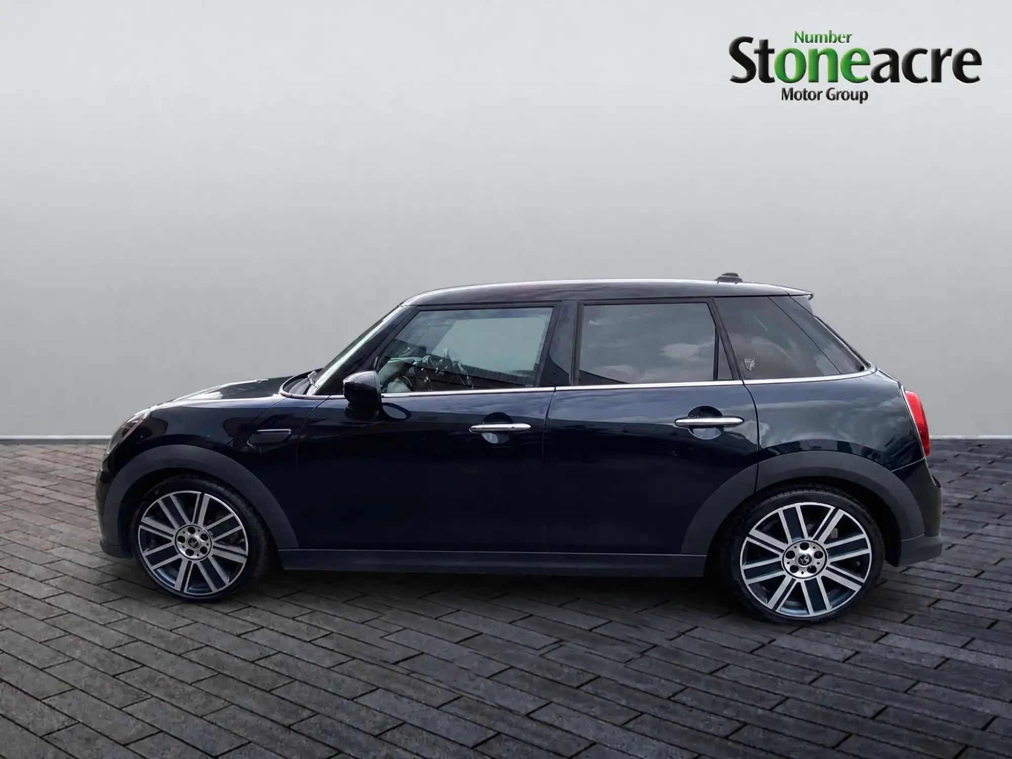 MINI Hatch Image 5