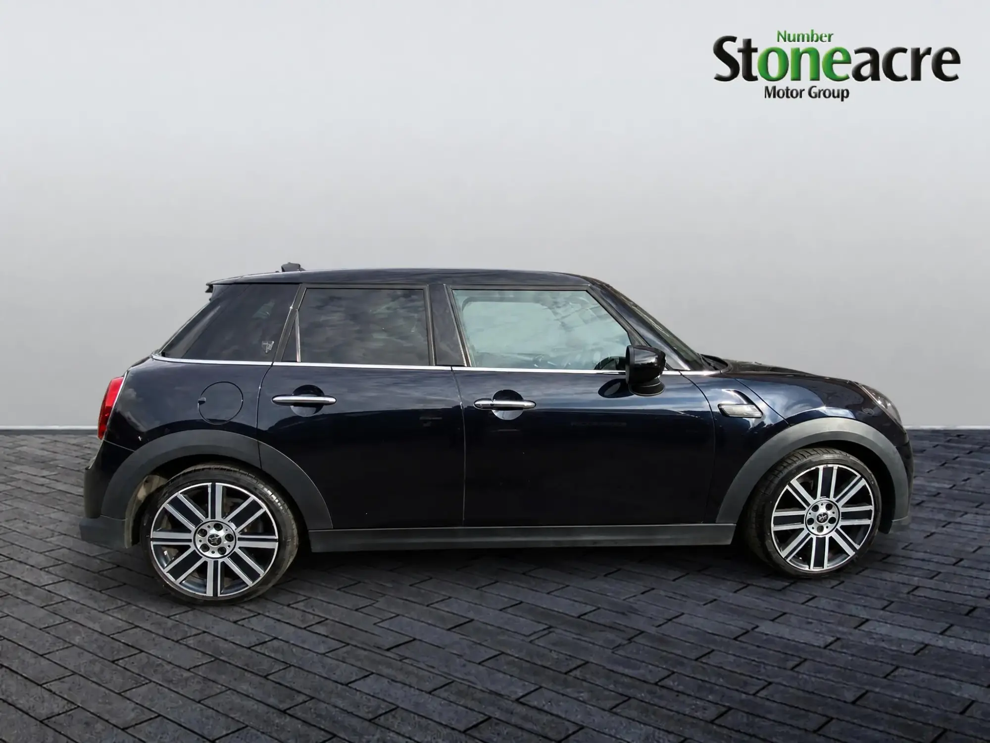 MINI Hatch Image 7