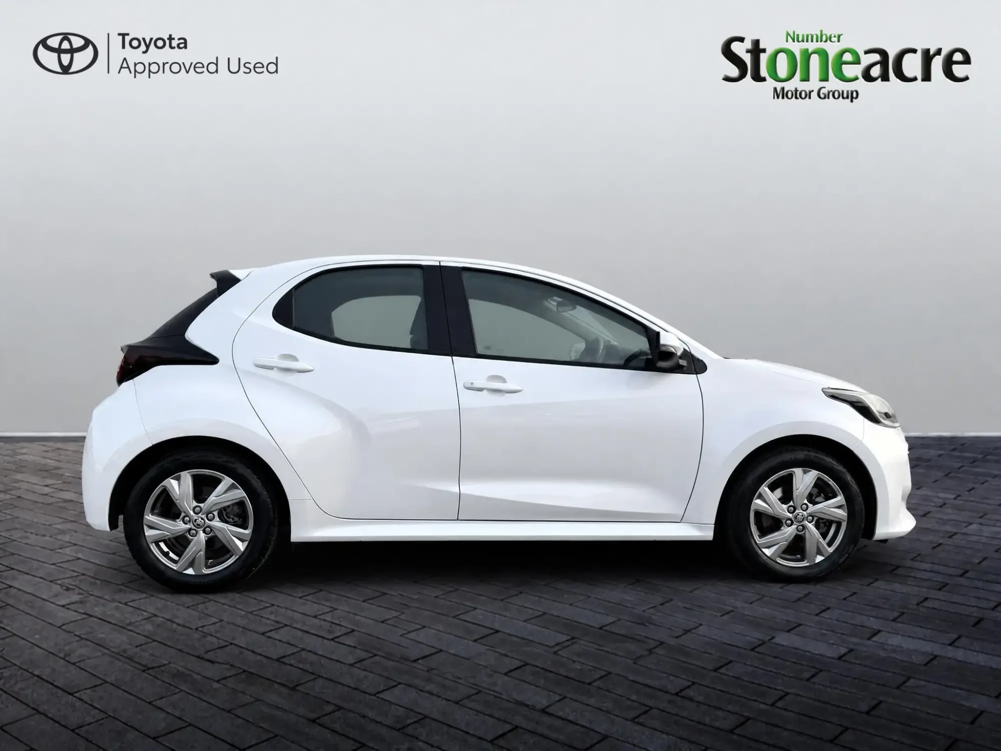 Toyota Yaris Image 2 Toyota Yaris Image 2