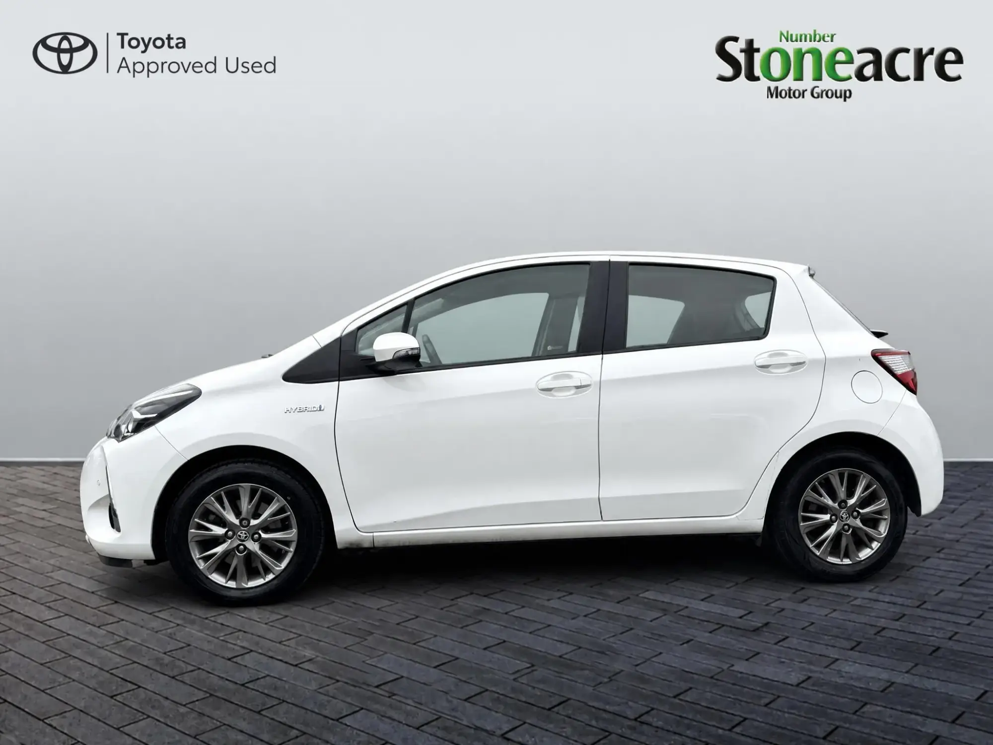 Toyota Yaris Image 6 Toyota Yaris Image 6