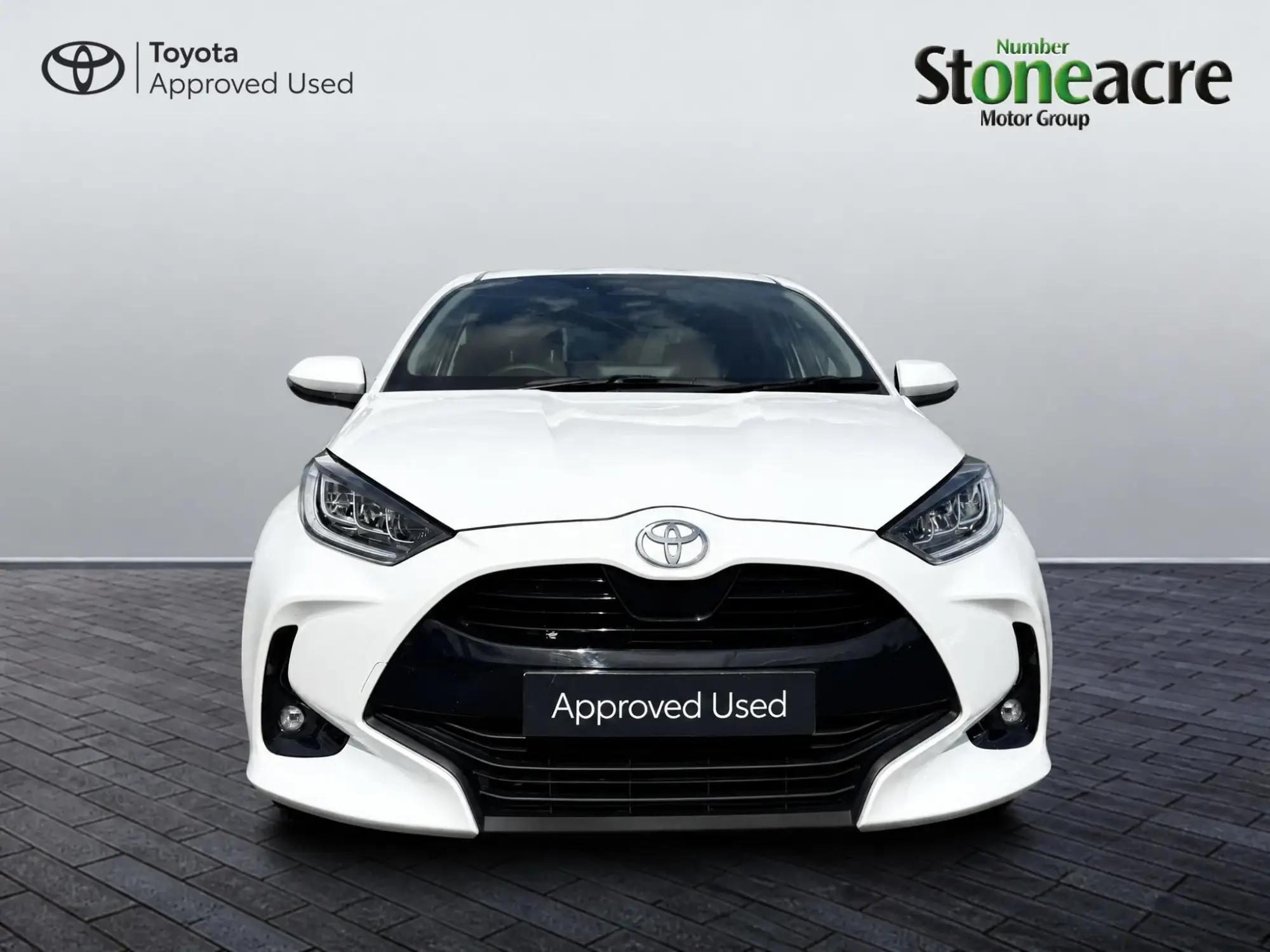 Toyota Yaris Image 8