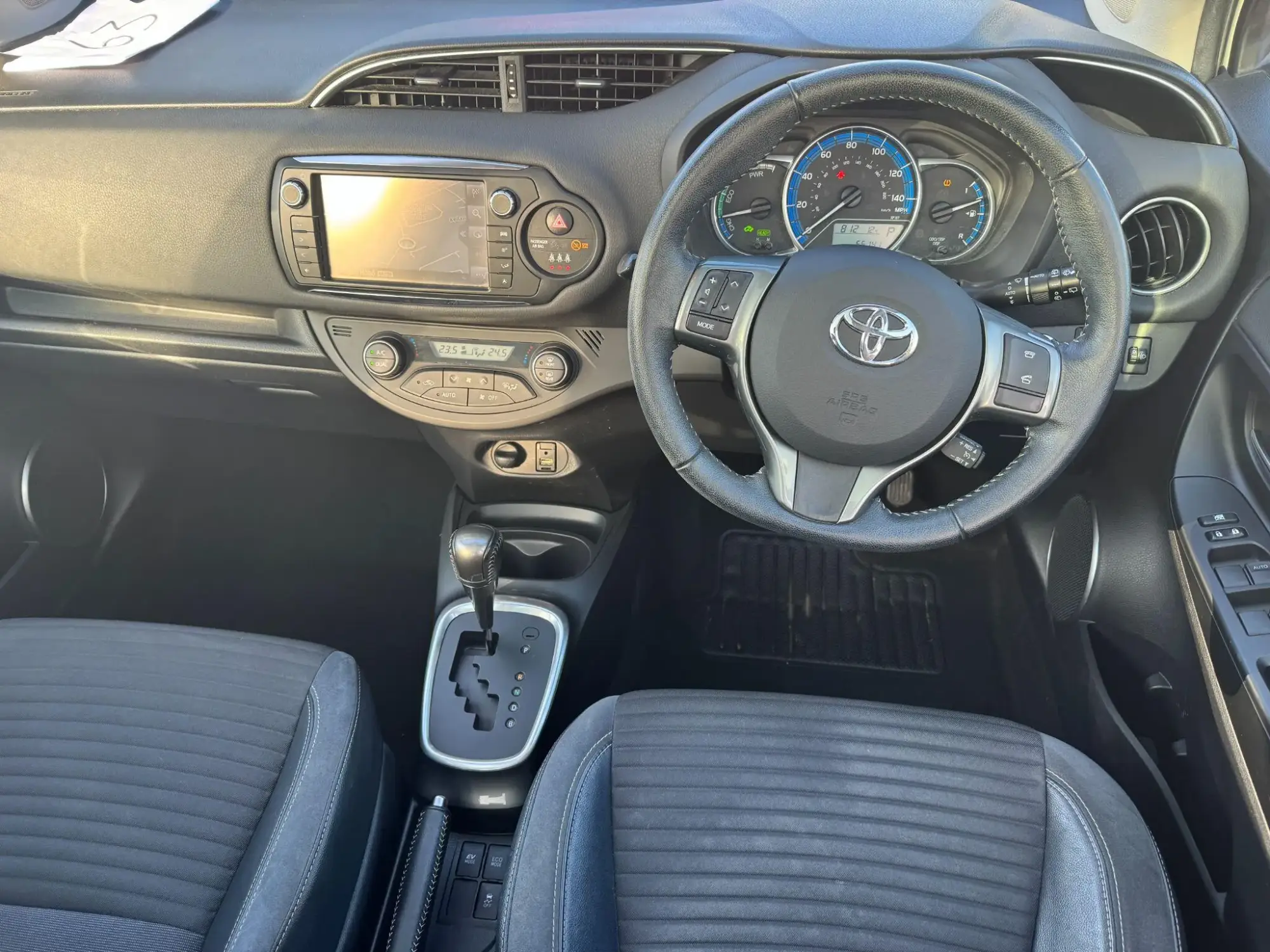 Toyota Yaris Image 15 Toyota Yaris Image 15