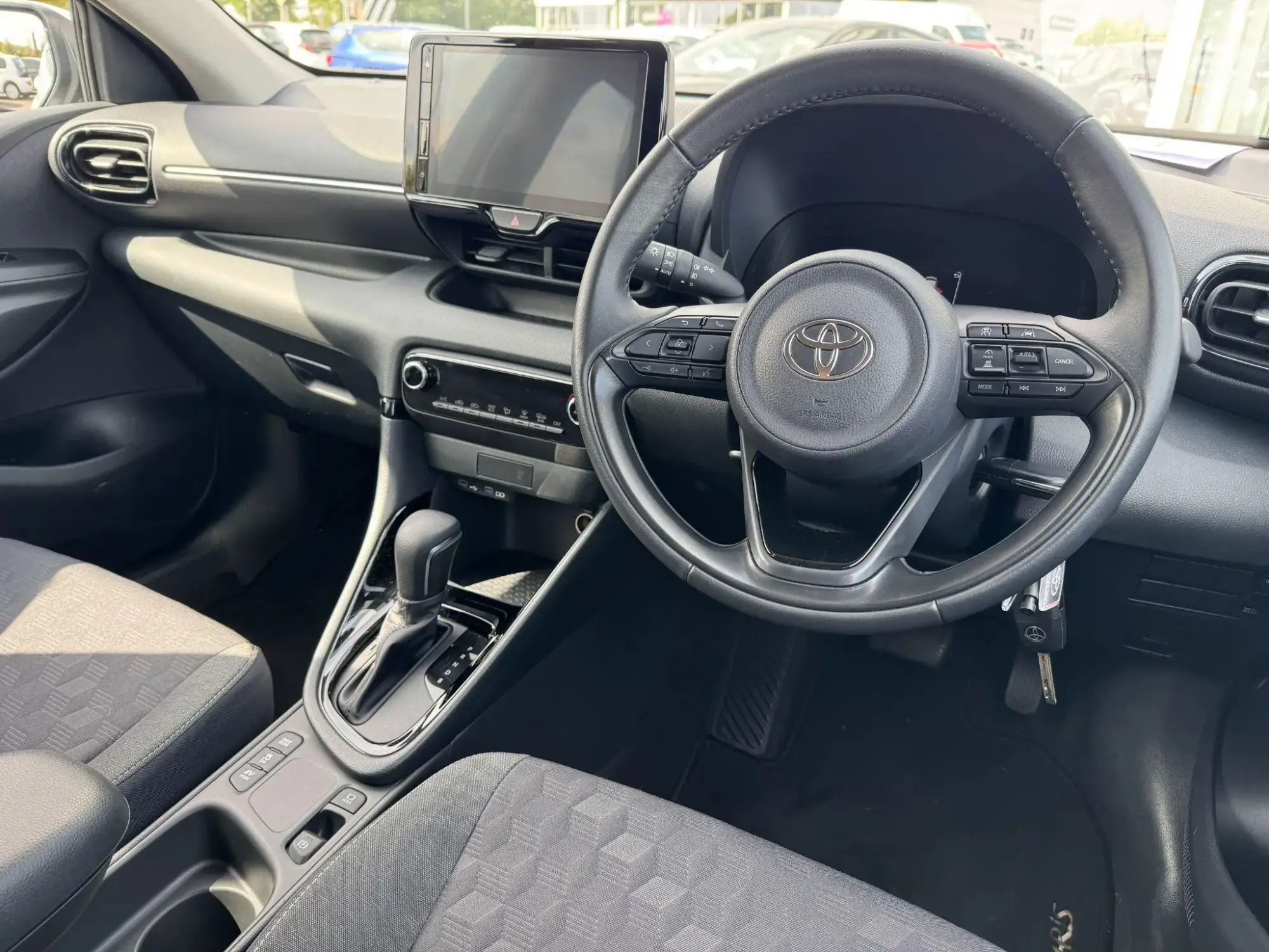 Toyota Yaris Image 15