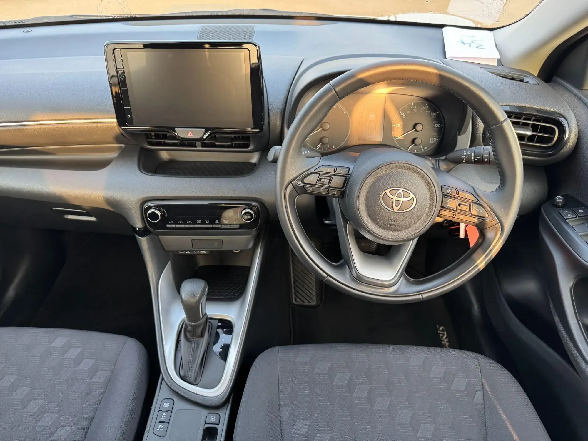 Toyota Yaris Image 15 Toyota Yaris Image 15