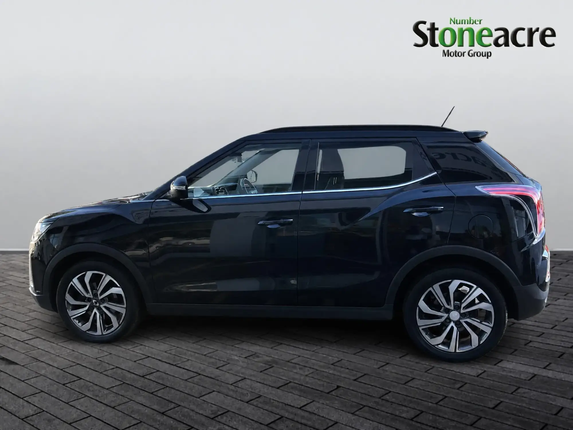 SSangyong Tivoli Image 5
