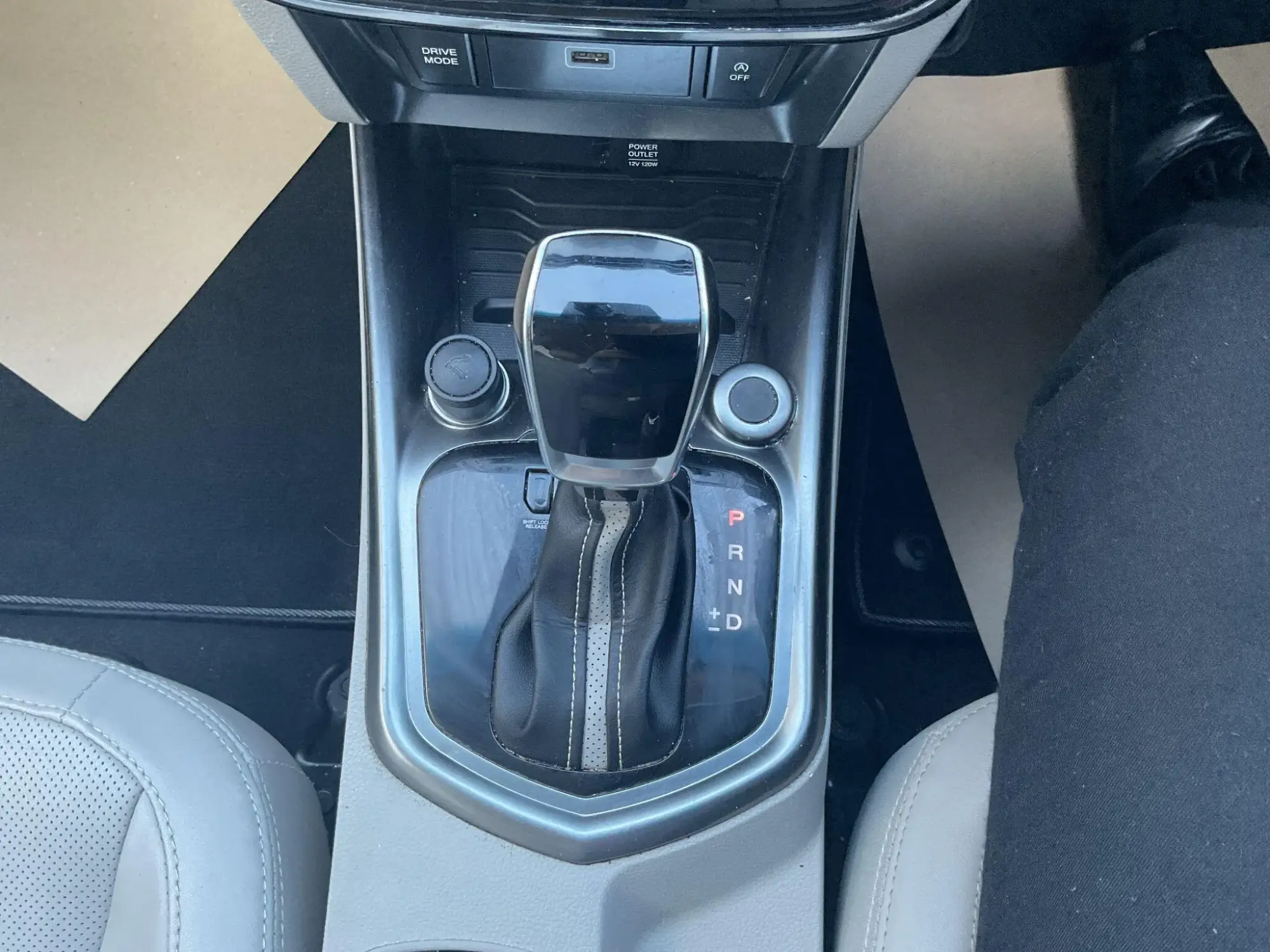SSangyong Tivoli Image 9