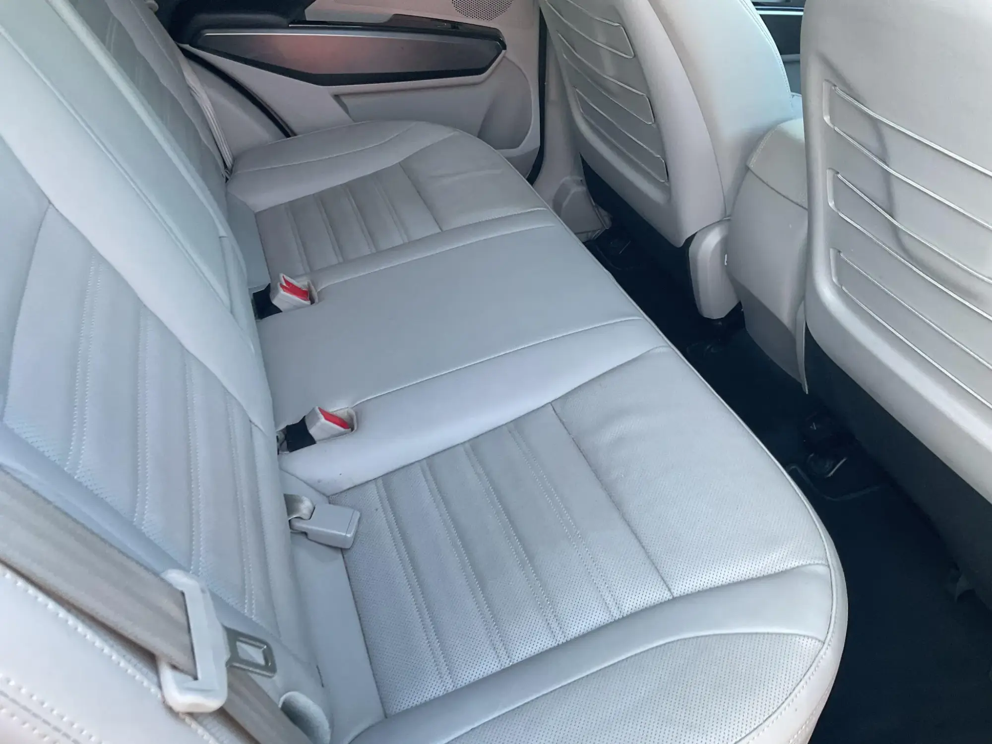 SSangyong Tivoli Image 11