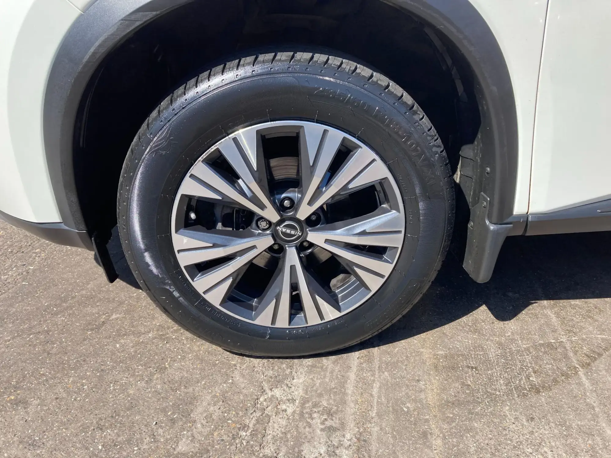 Nissan X-Trail Image 10