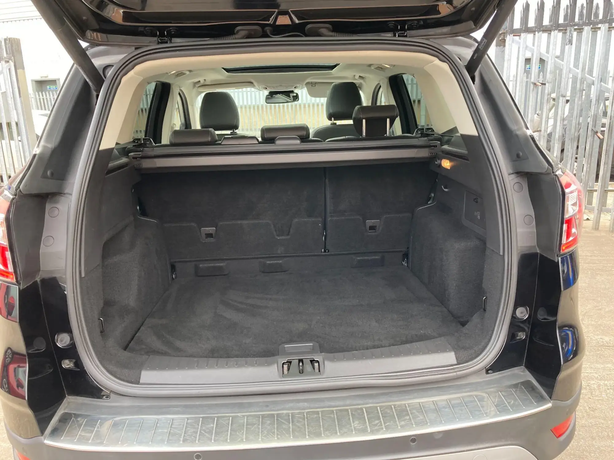 Ford Kuga Image 25