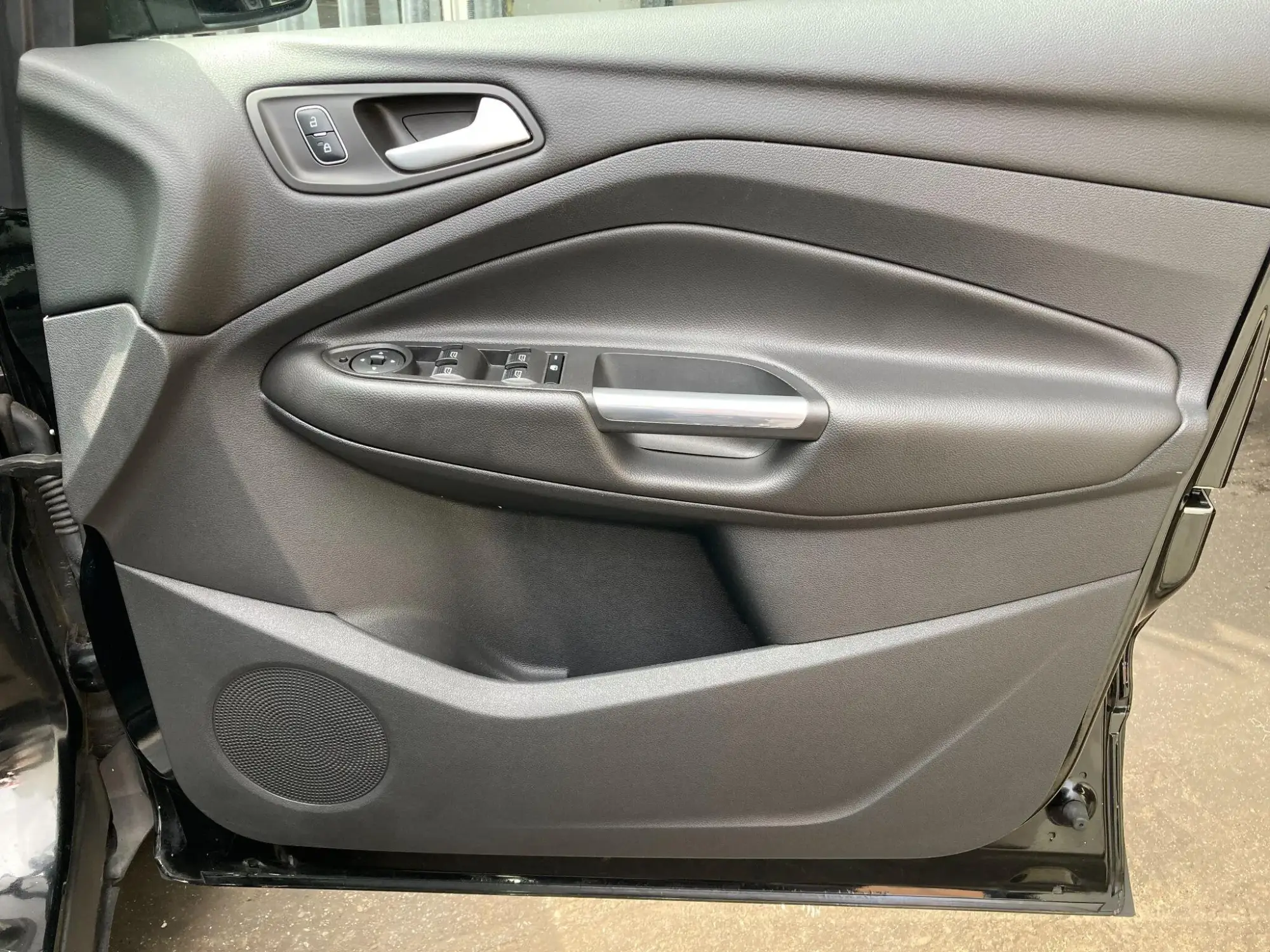 Ford Kuga Image 51