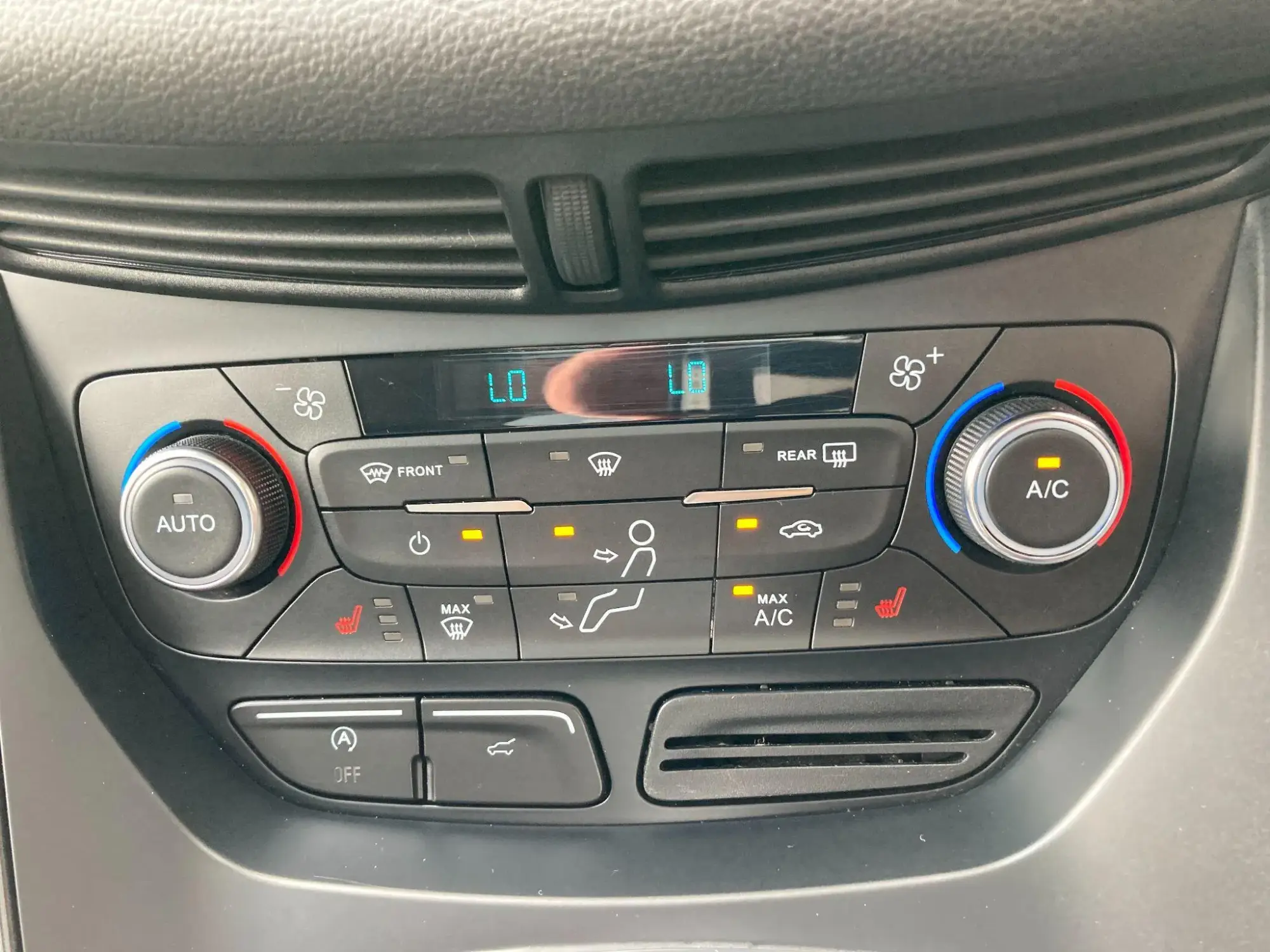 Ford Kuga Image 61