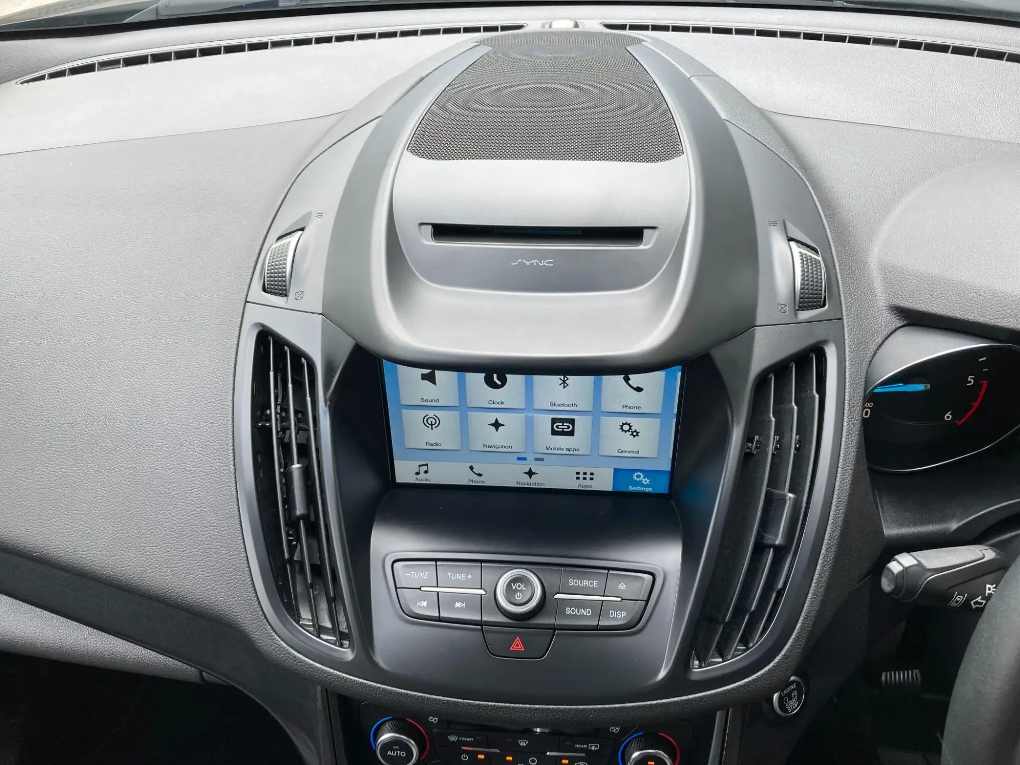 Ford Kuga Image 68