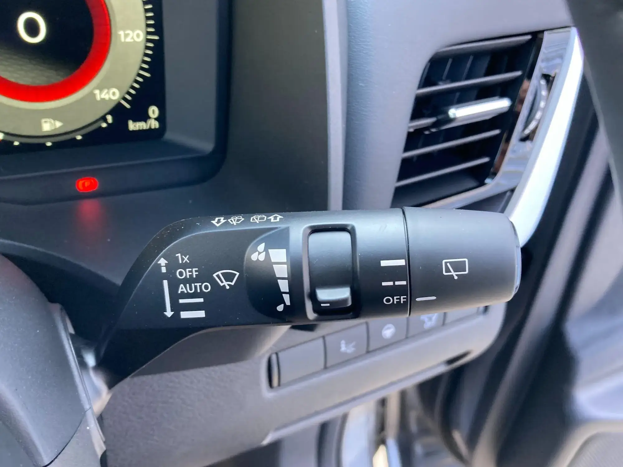 Nissan X-Trail Image 53