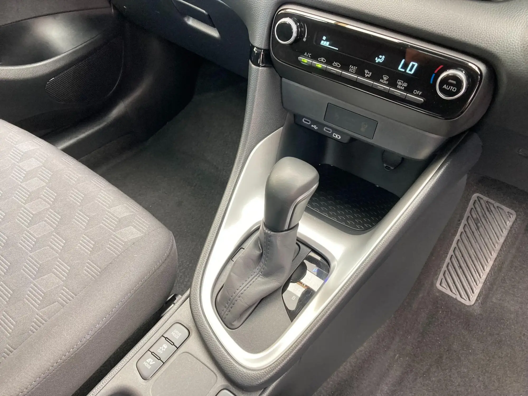 Mazda2 Hybrid Image 46 Mazda2 Hybrid Image 46