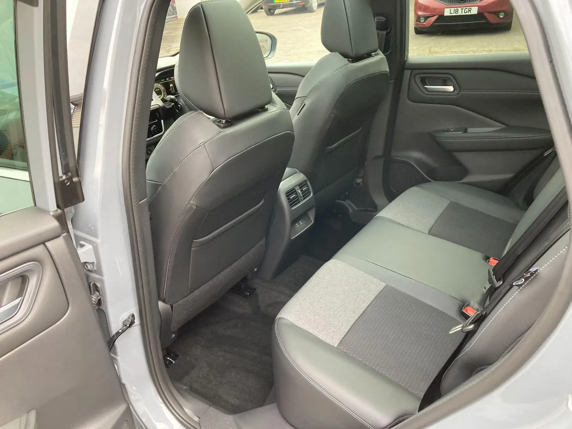 Nissan Qashqai Image 37 Nissan Qashqai Image 37