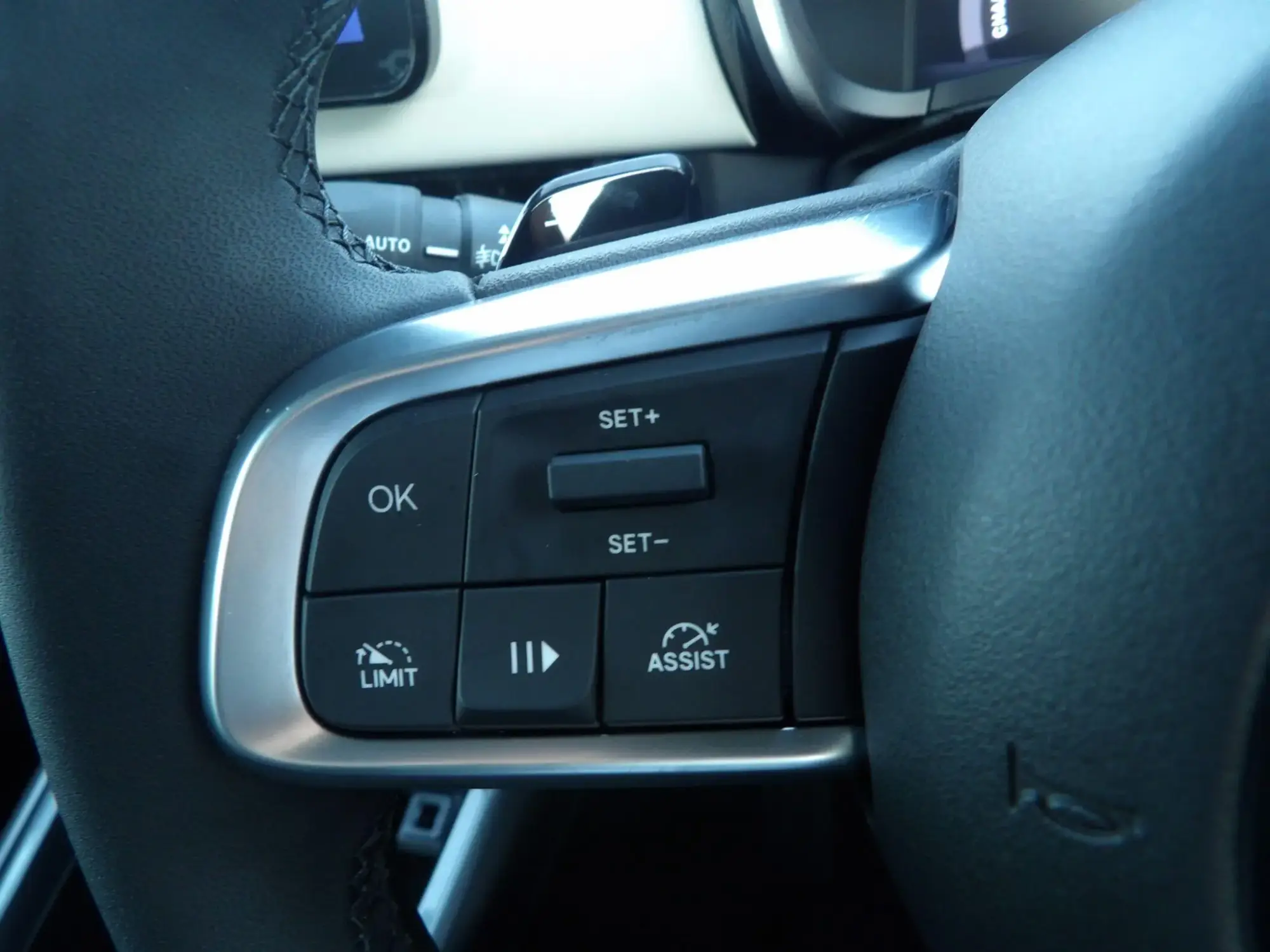 Fiat 600 Petrol Image 23