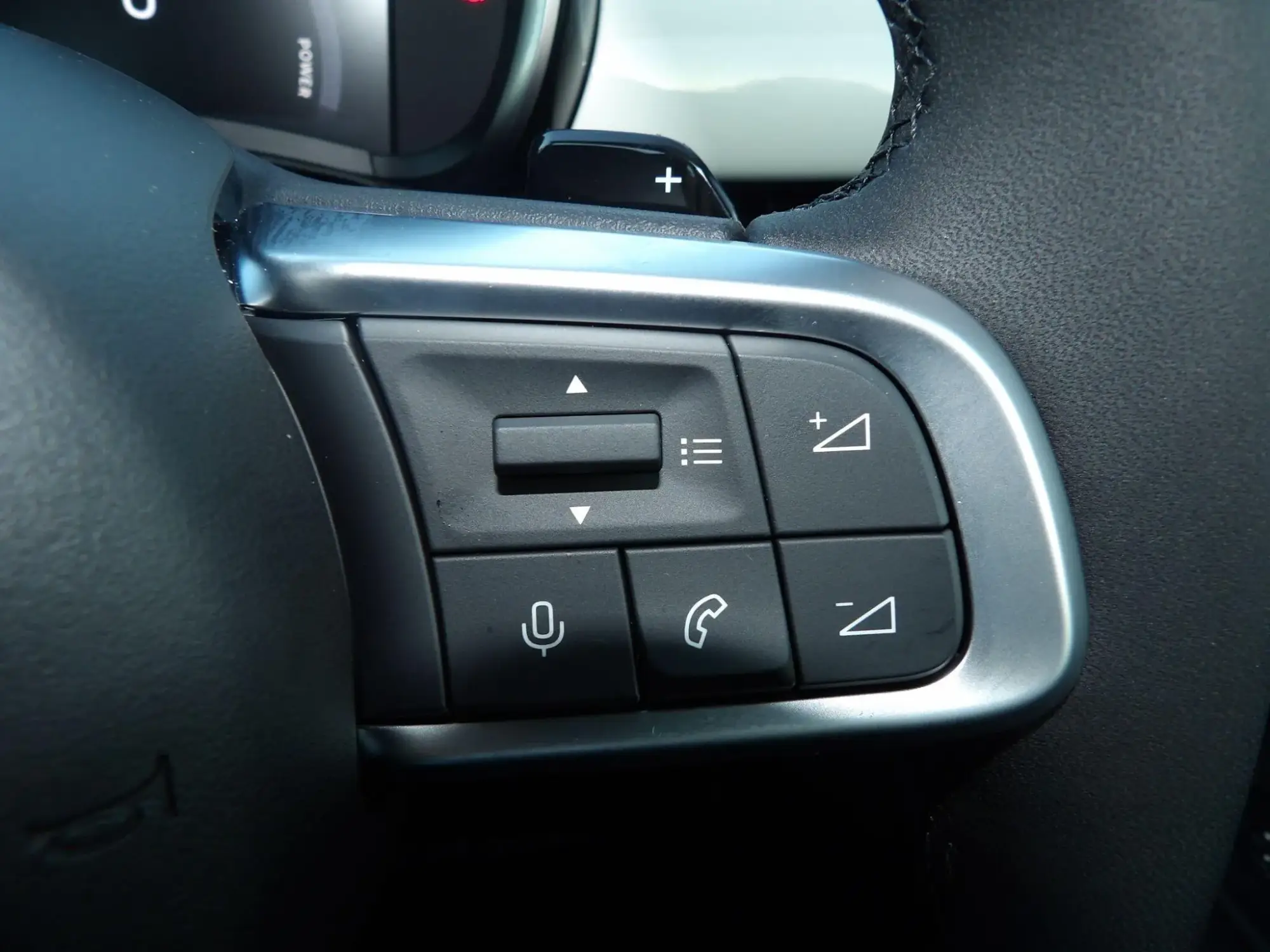 Fiat 600 Petrol Image 22