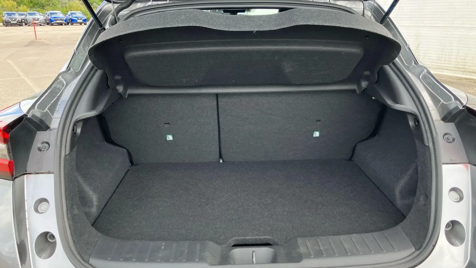 Nissan Juke Hybrid Image 8