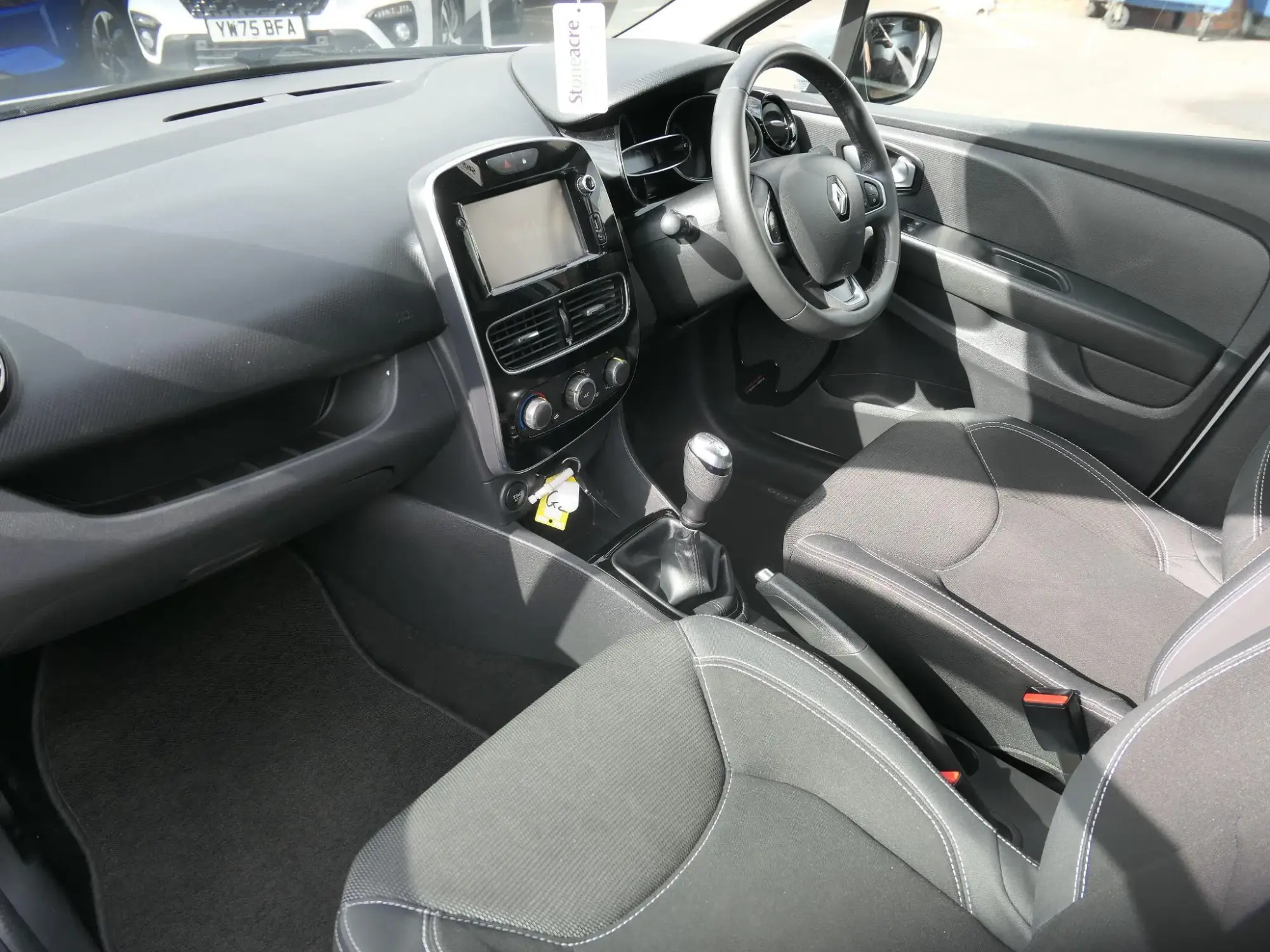 Renault Clio Image 13