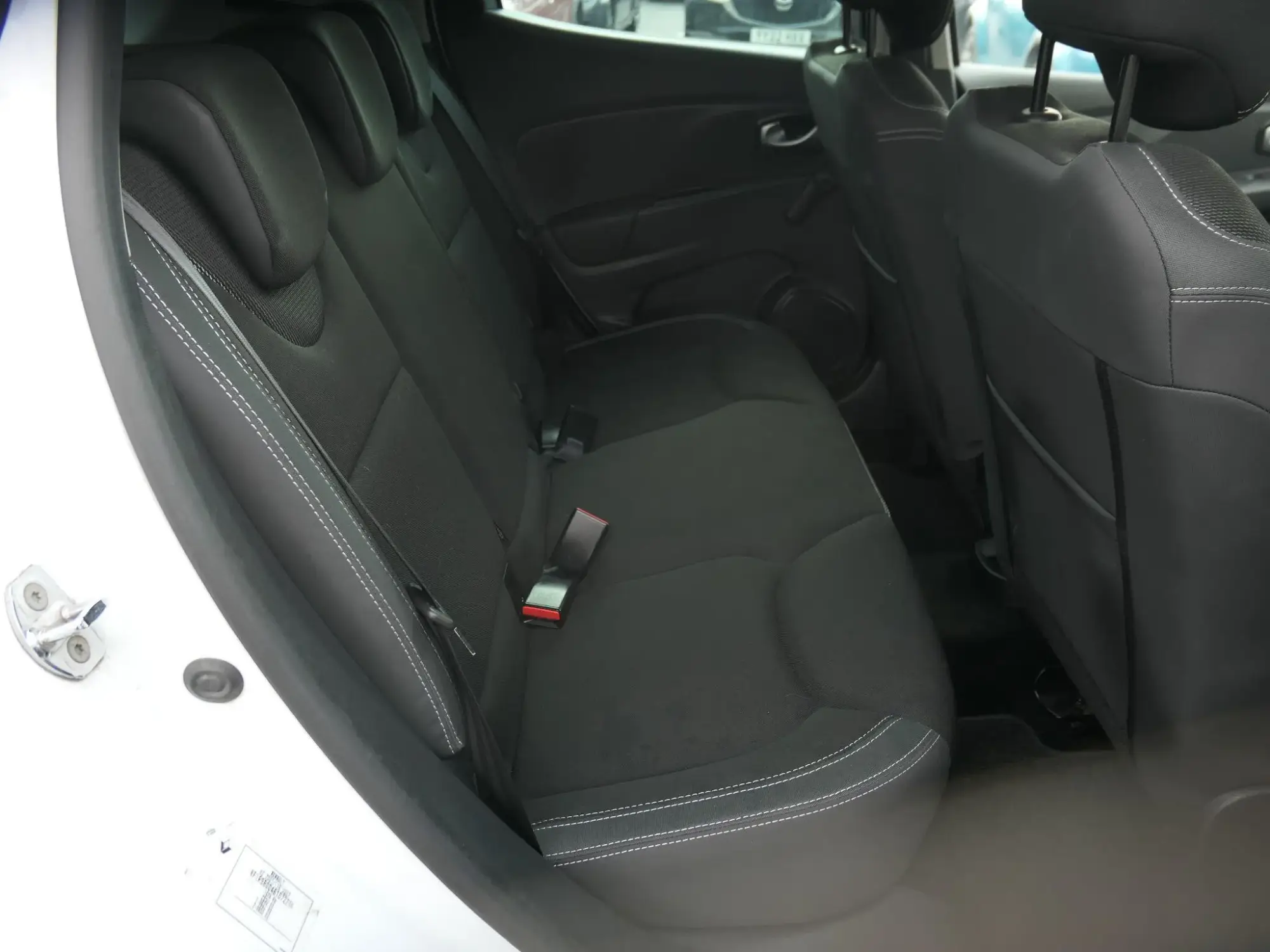 Renault Clio Image 17