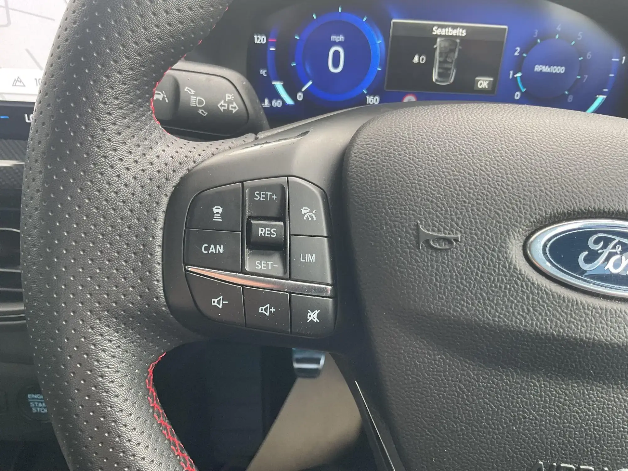 Ford Focus Image 16