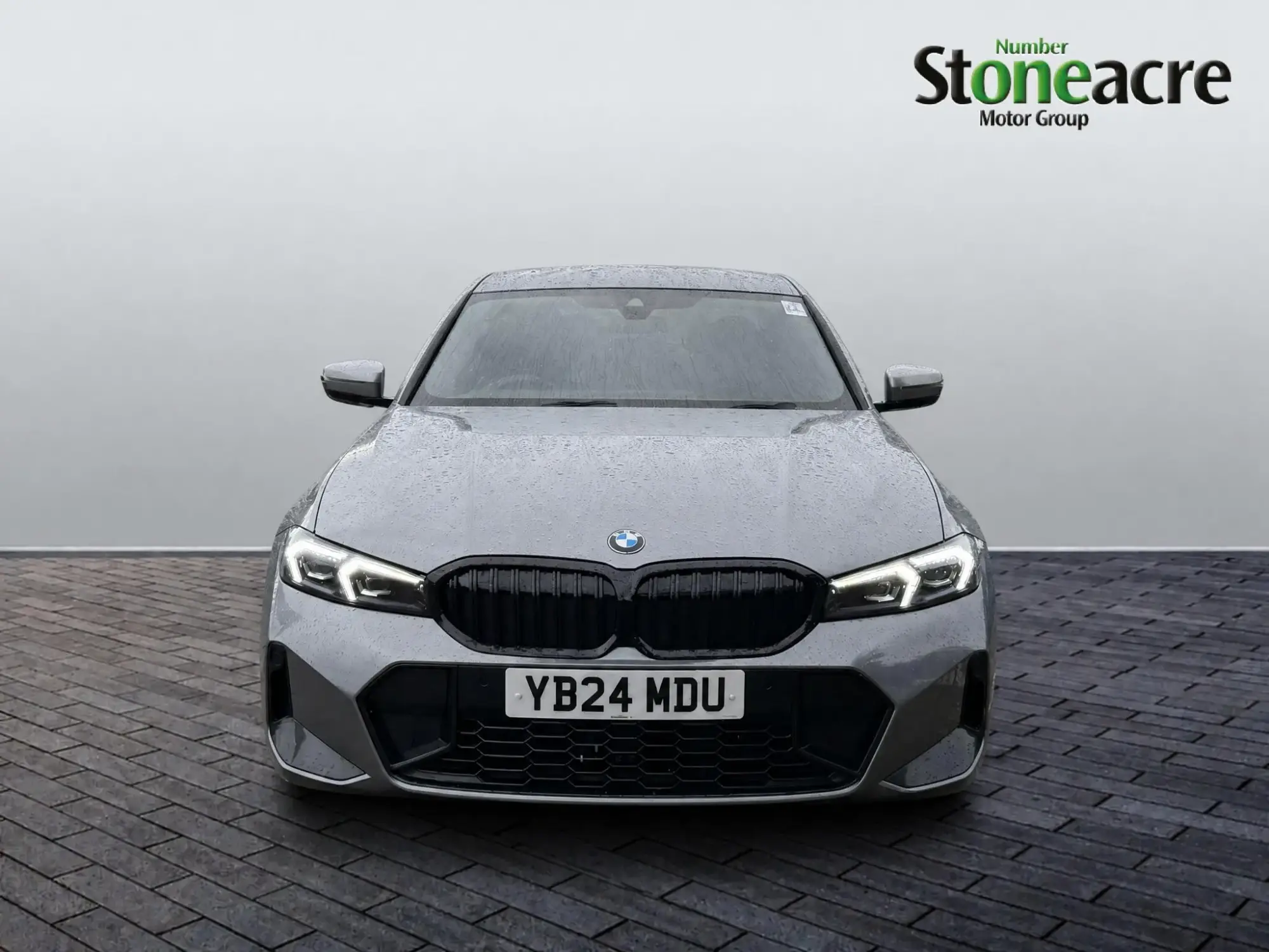 BMW 3 Series Image 5