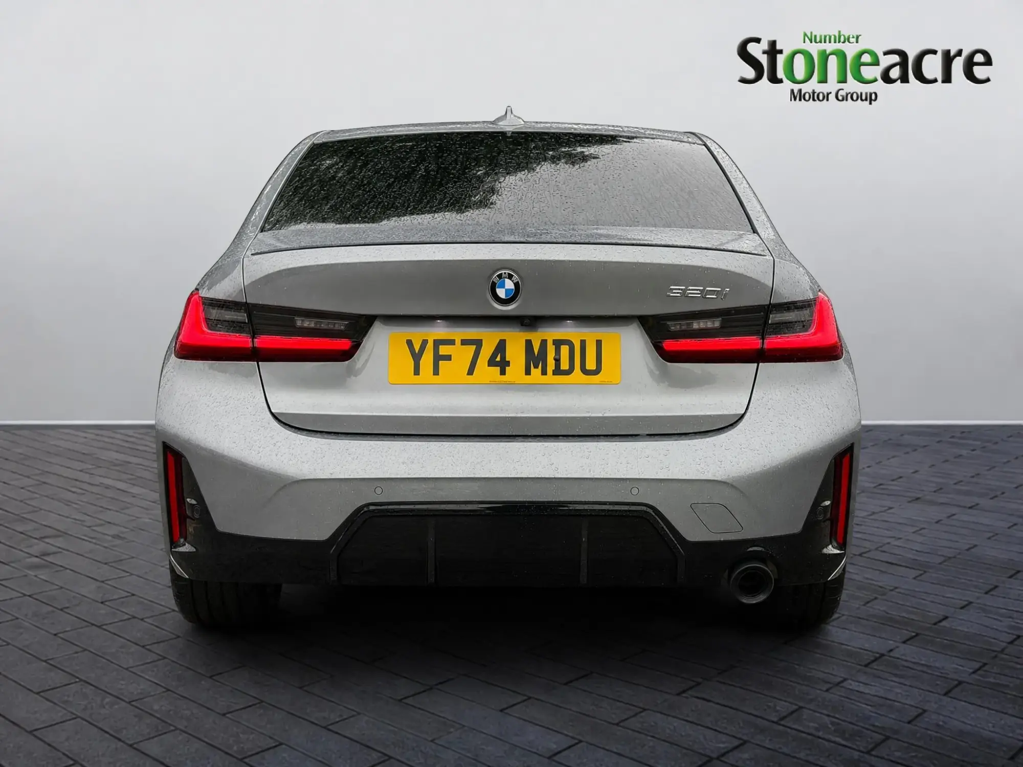 BMW 3 Series Image 9