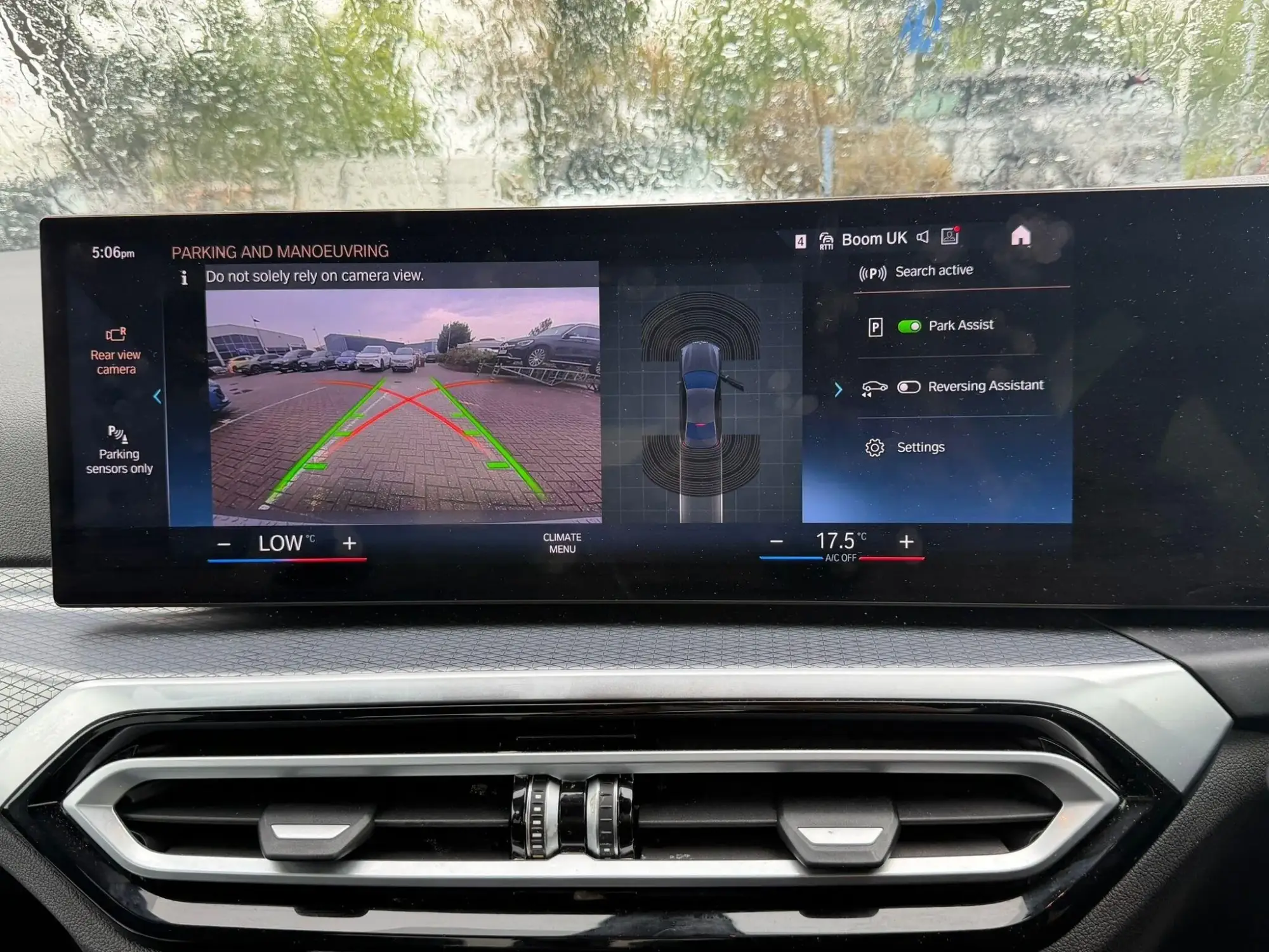 BMW 3 Series Image 26