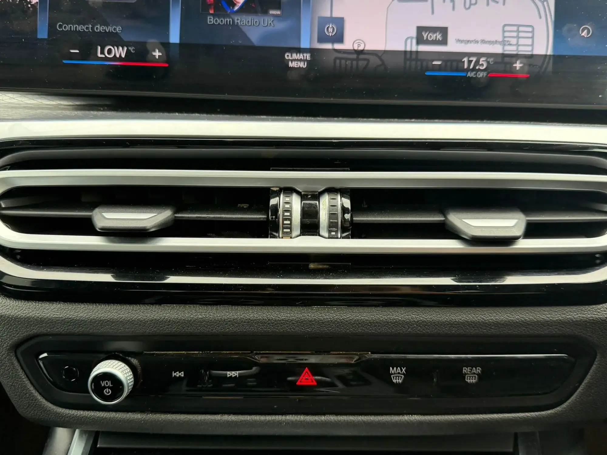 BMW 3 Series Image 27