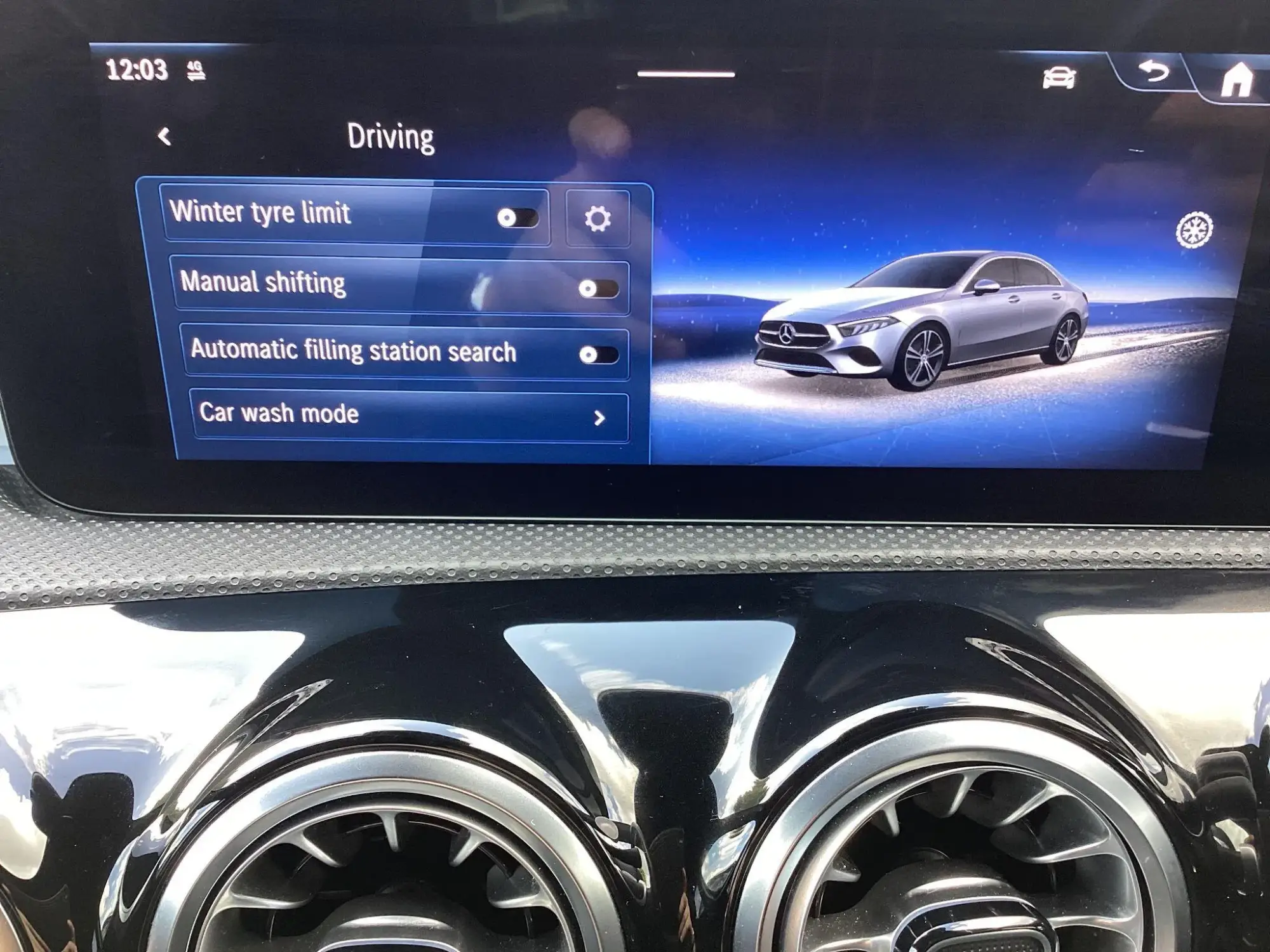 Mercedes-Benz A-Class Image 35