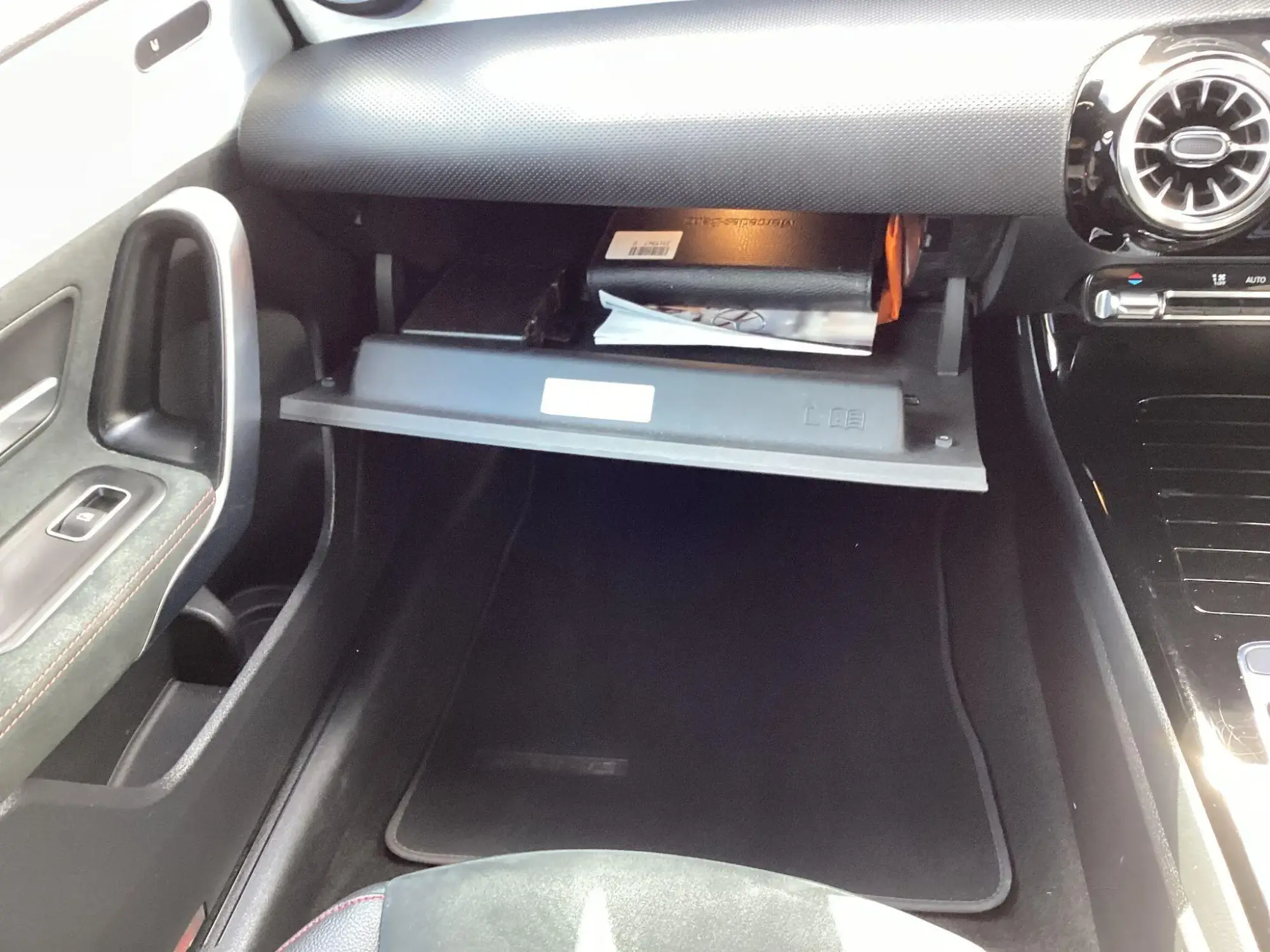 Mercedes-Benz A-Class Image 43