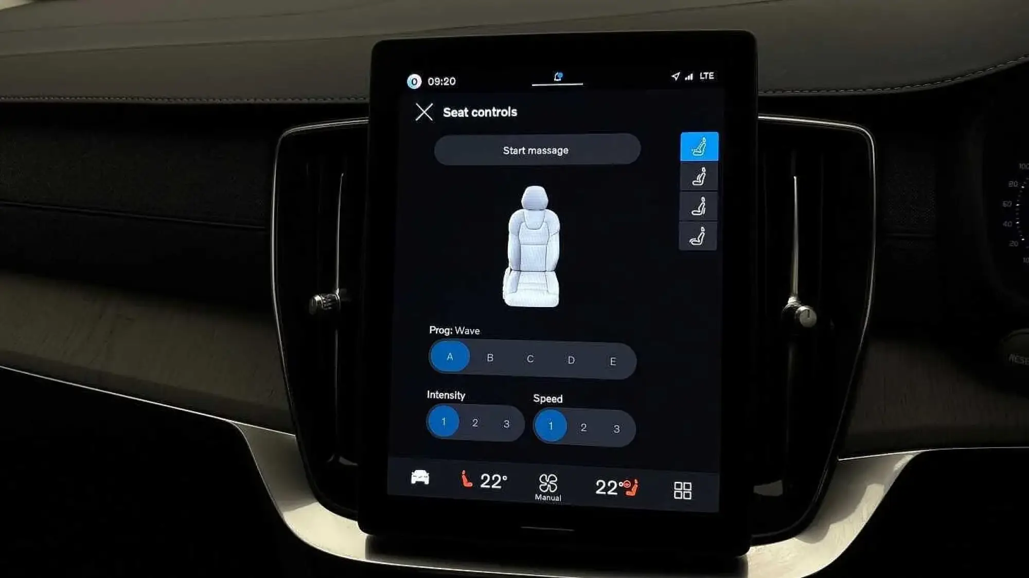 Volvo XC90 Plug-In Hybrid Image 41 Volvo XC90 Plug-In Hybrid Image 41