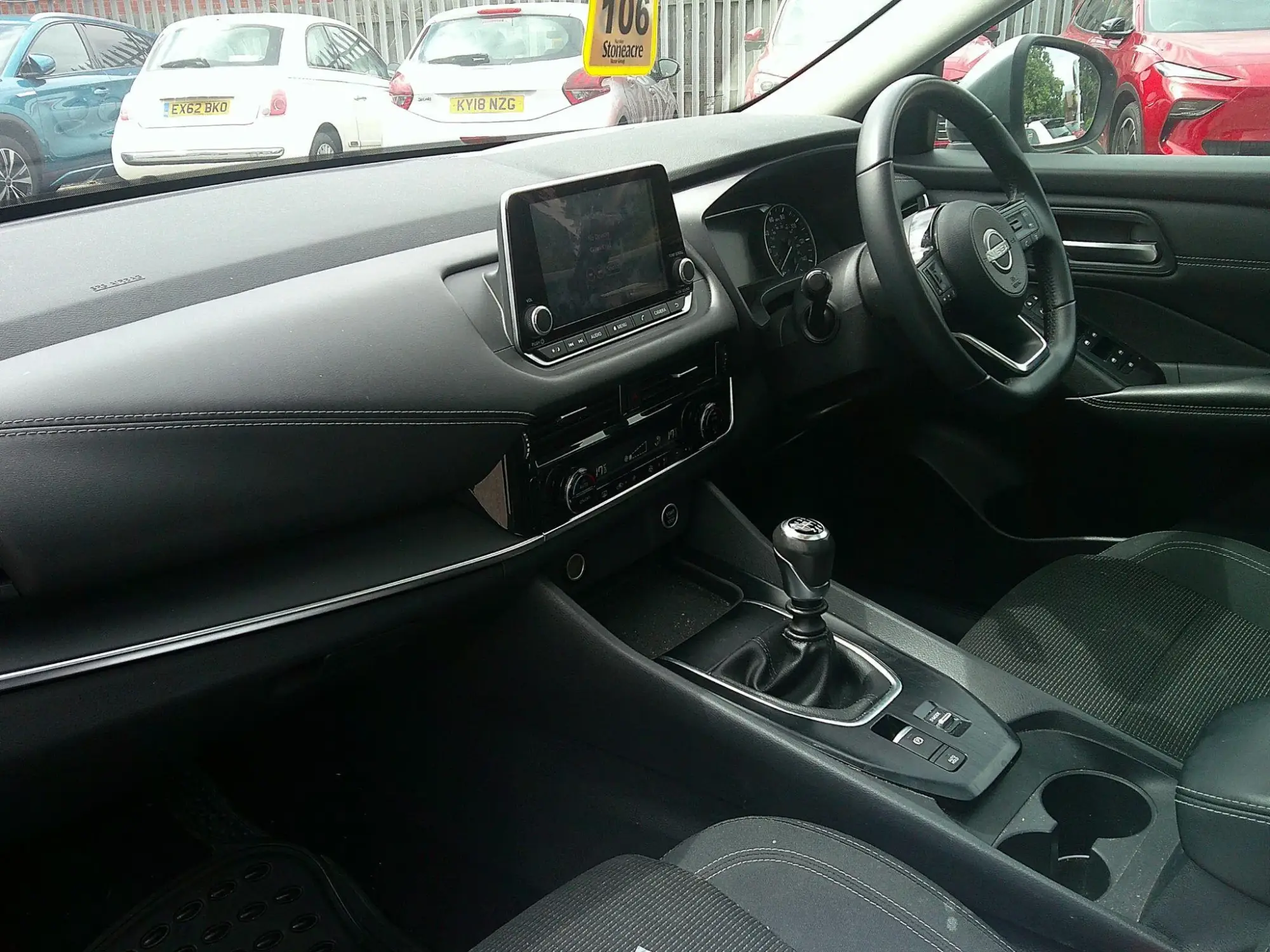 Nissan Qashqai Image 14 Nissan Qashqai Image 14