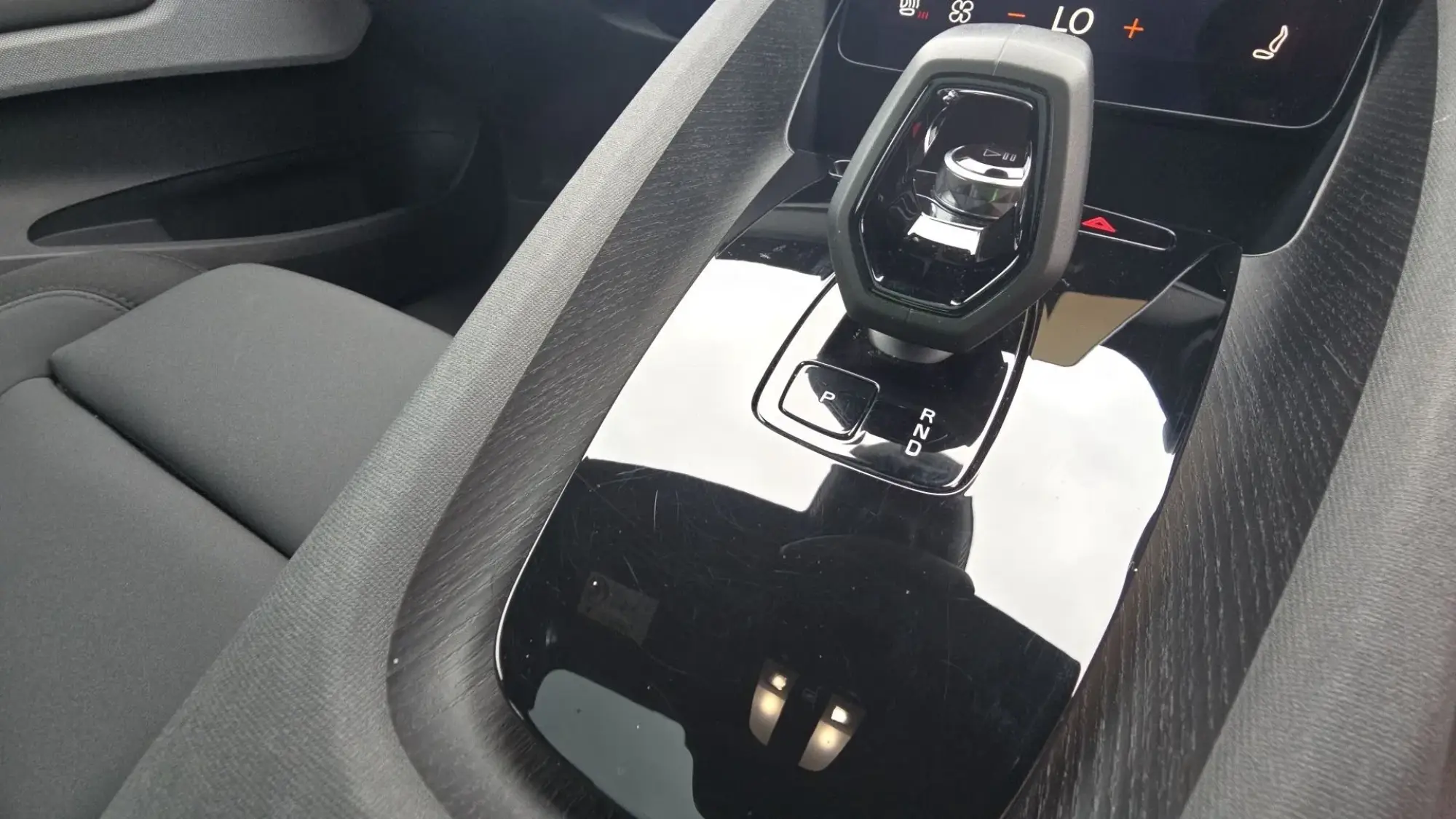 Polestar 2 Image 12