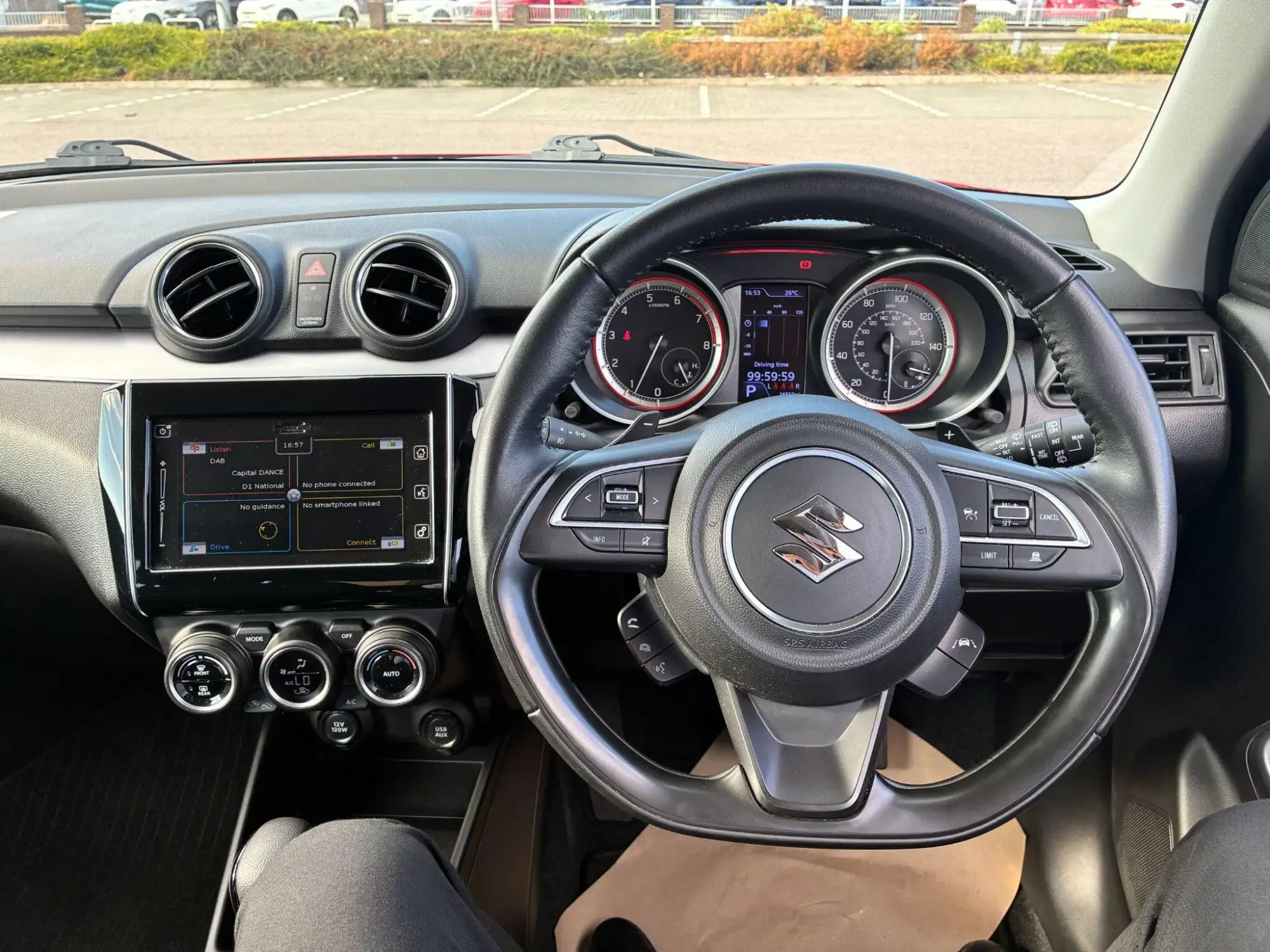 Suzuki Swift Image 10
