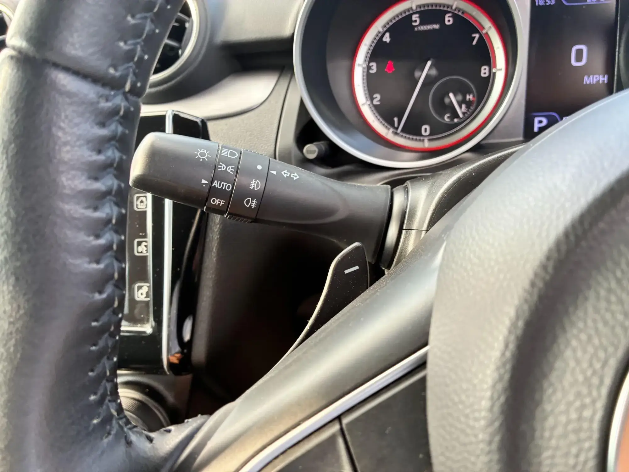 Suzuki Swift Image 19