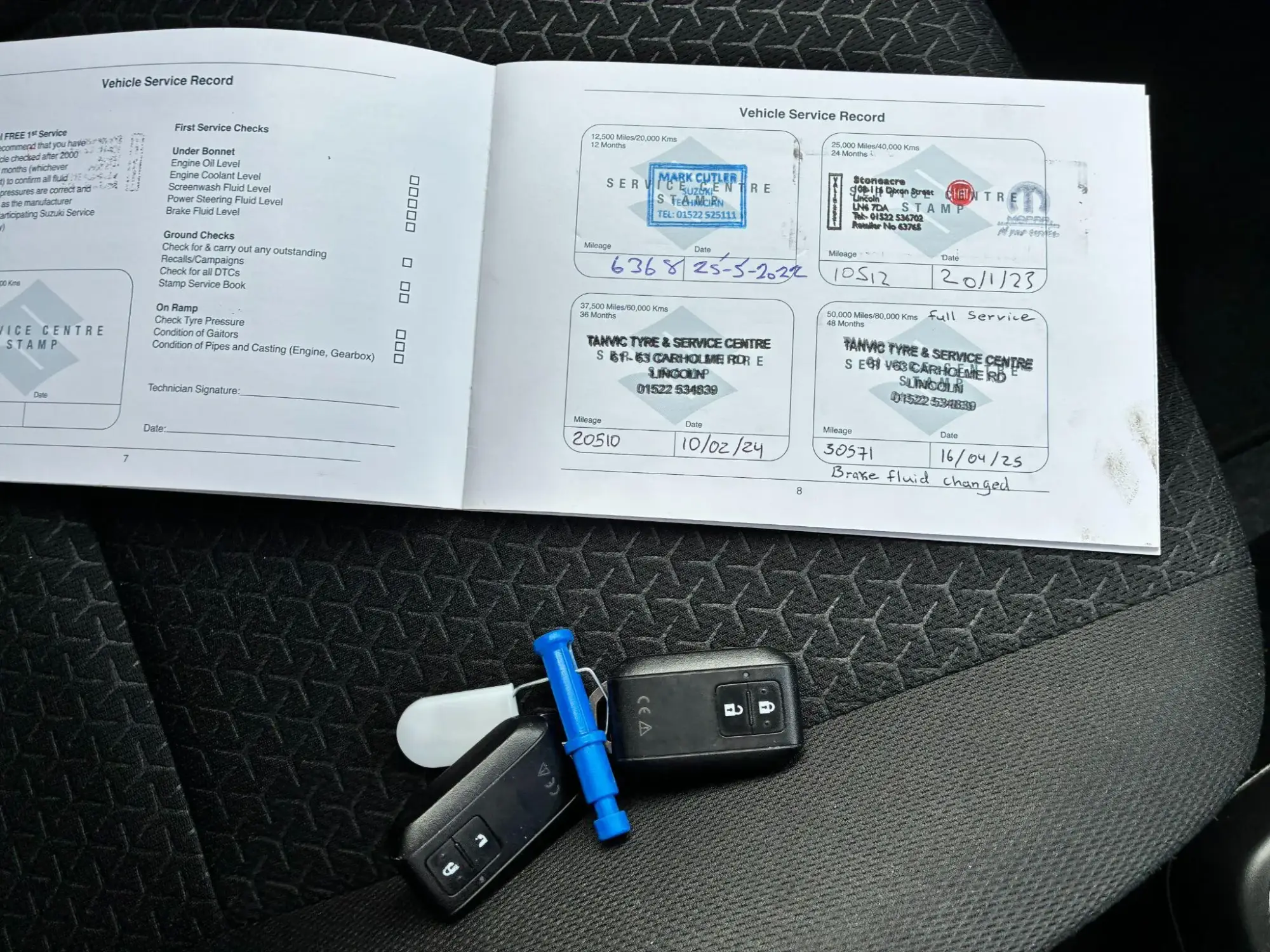 Suzuki Swift Image 21