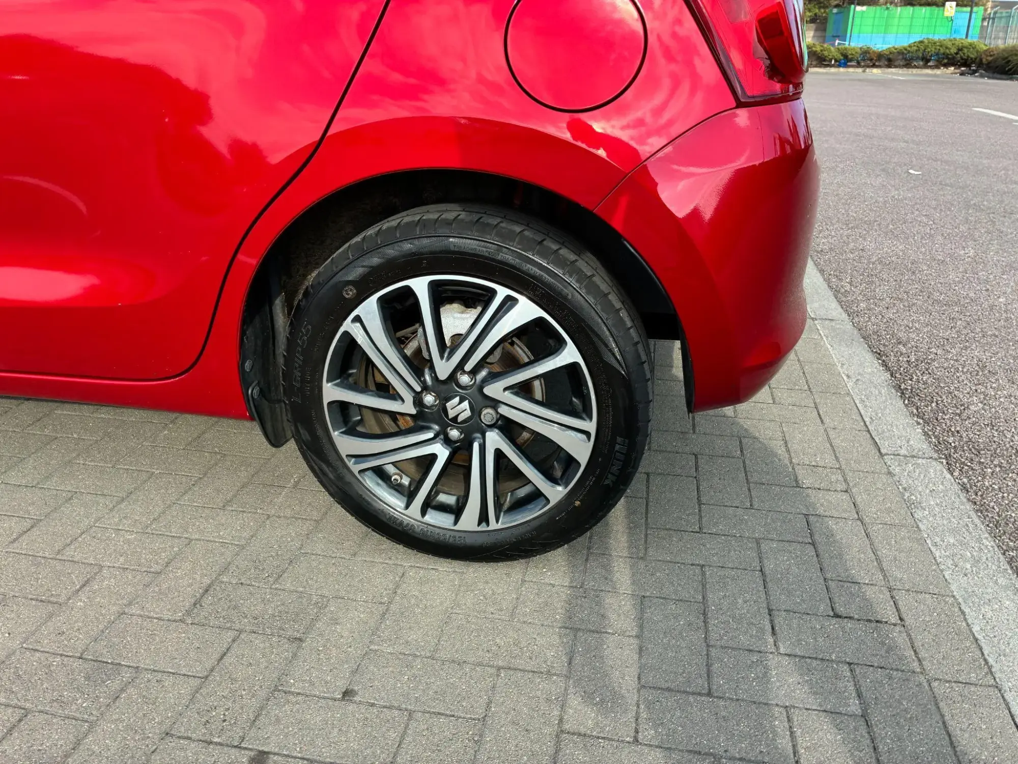 Suzuki Swift Image 24