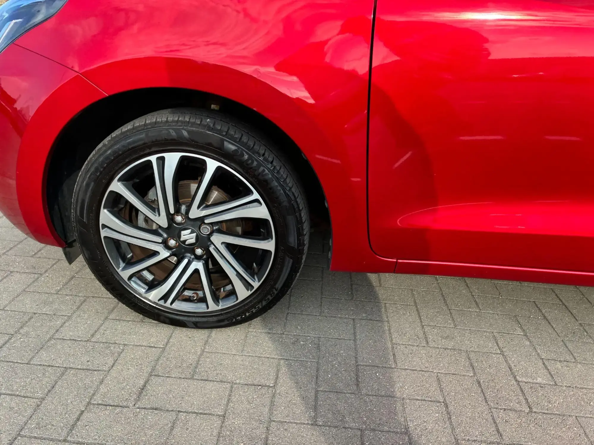 Suzuki Swift Image 25