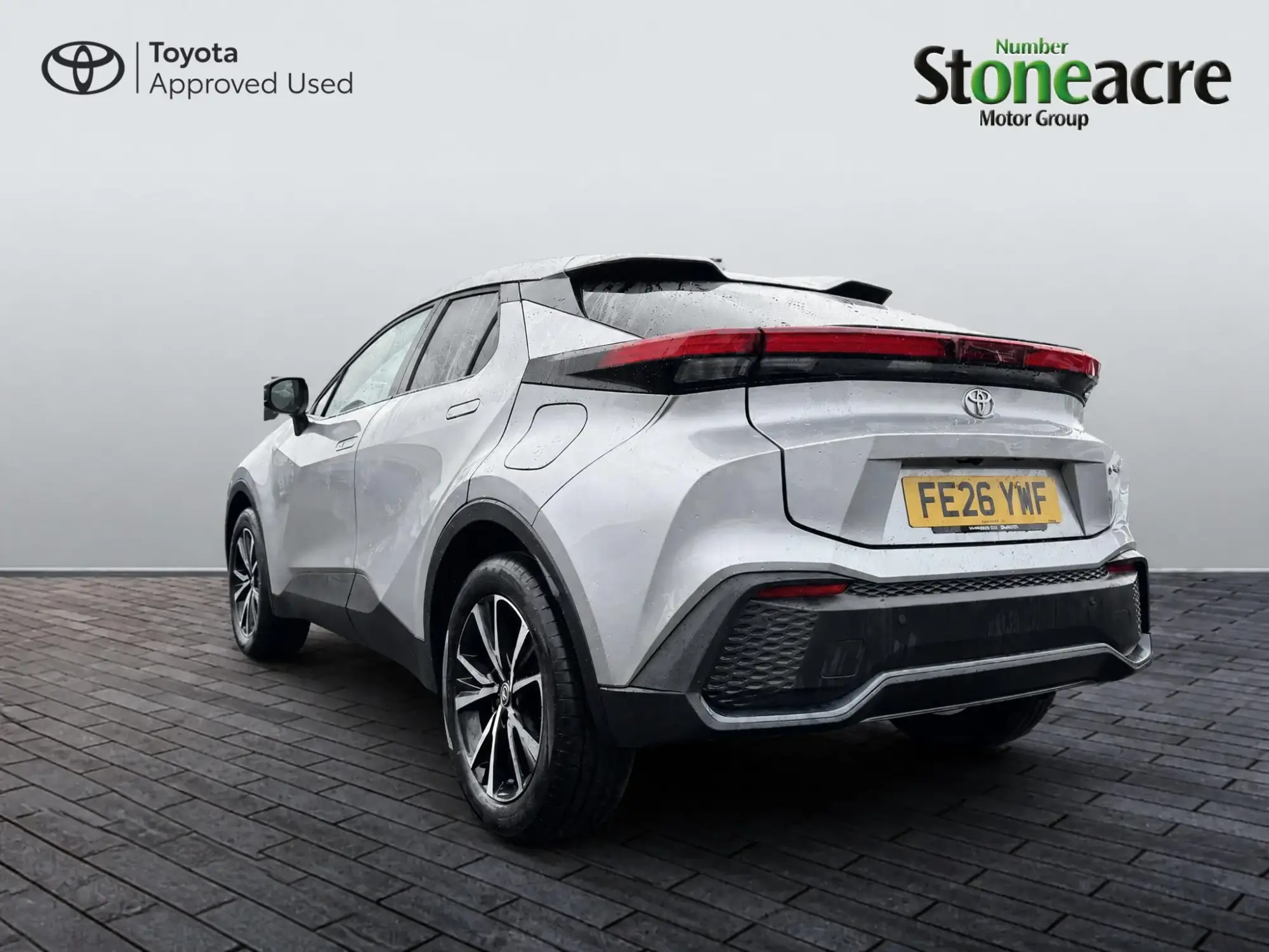 Toyota C-HR Plug-in Hybrid Image 5