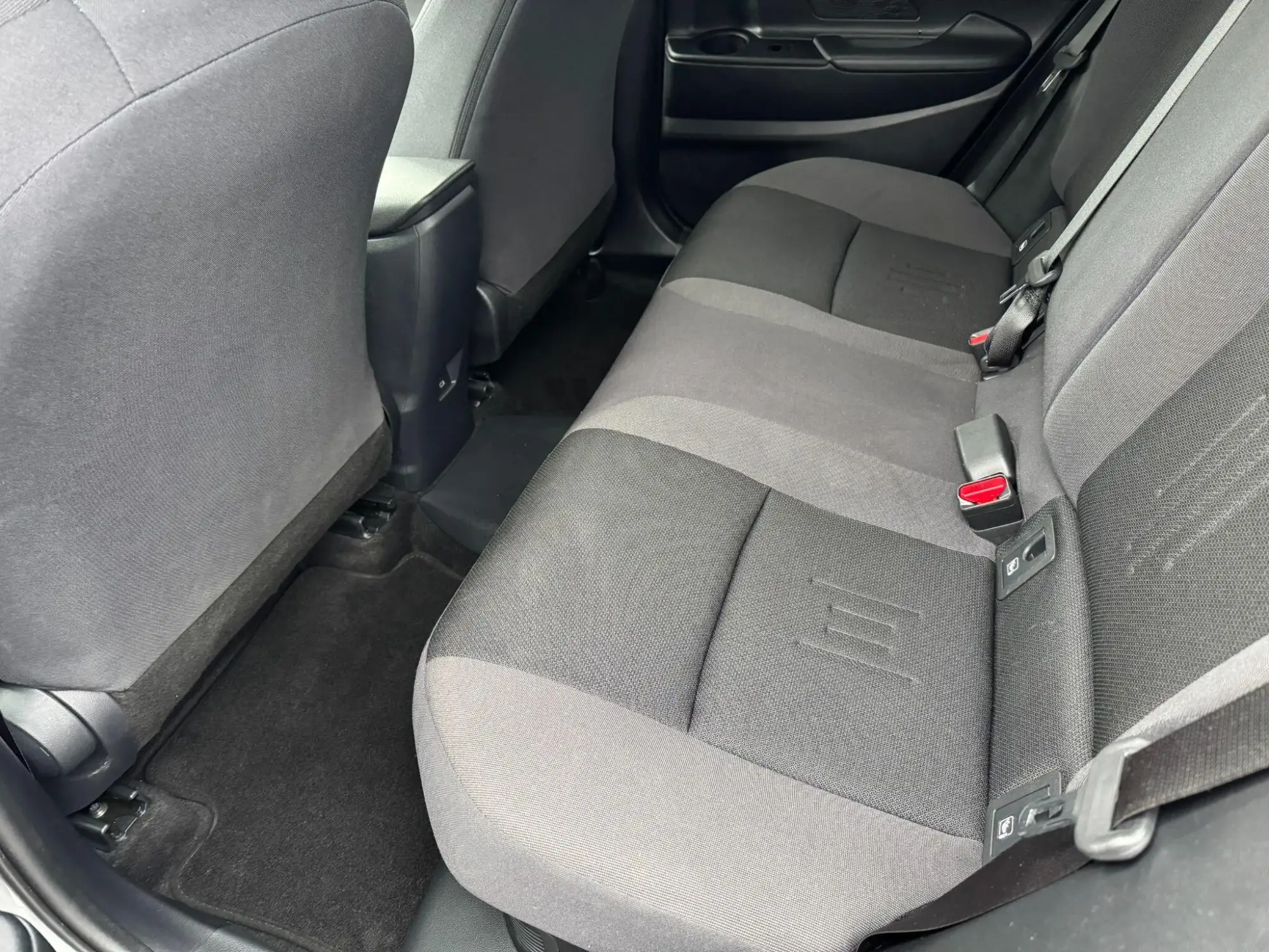 Toyota C-HR Plug-in Hybrid Image 13
